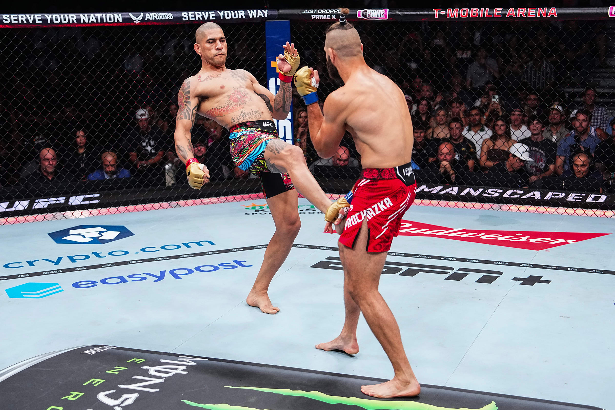 Pereira's lethal leg kicks are unexpected, unorthodox and unstoppable. 