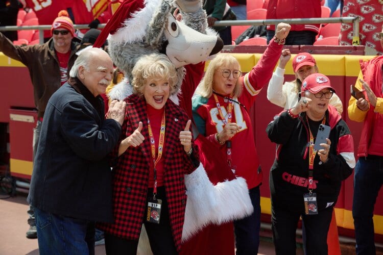 chiefs-hallmark-movie-screenshot-donna-kelce