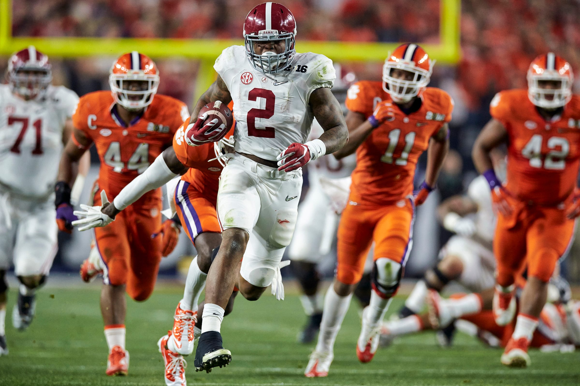 Alabama's Derrick Henry rushes against Clemson in 2016.