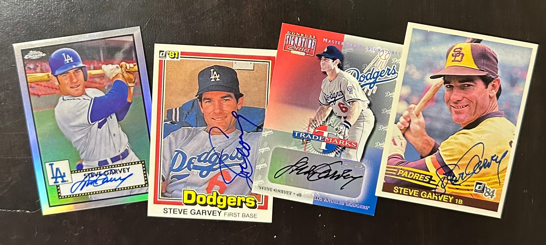 Signed Steve Garvey baseball cards