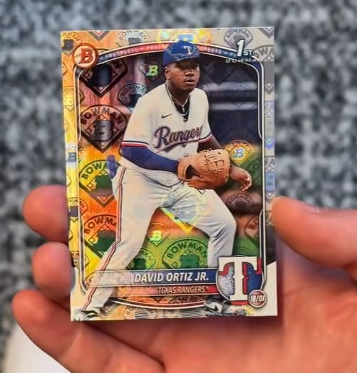25 Bowman Includes New Retro Logo Foil Parallels