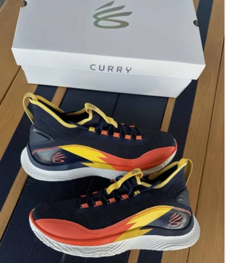 Sneaker Sales Spike As Stephen Curry and Under Armour Part Ways display picture 1
