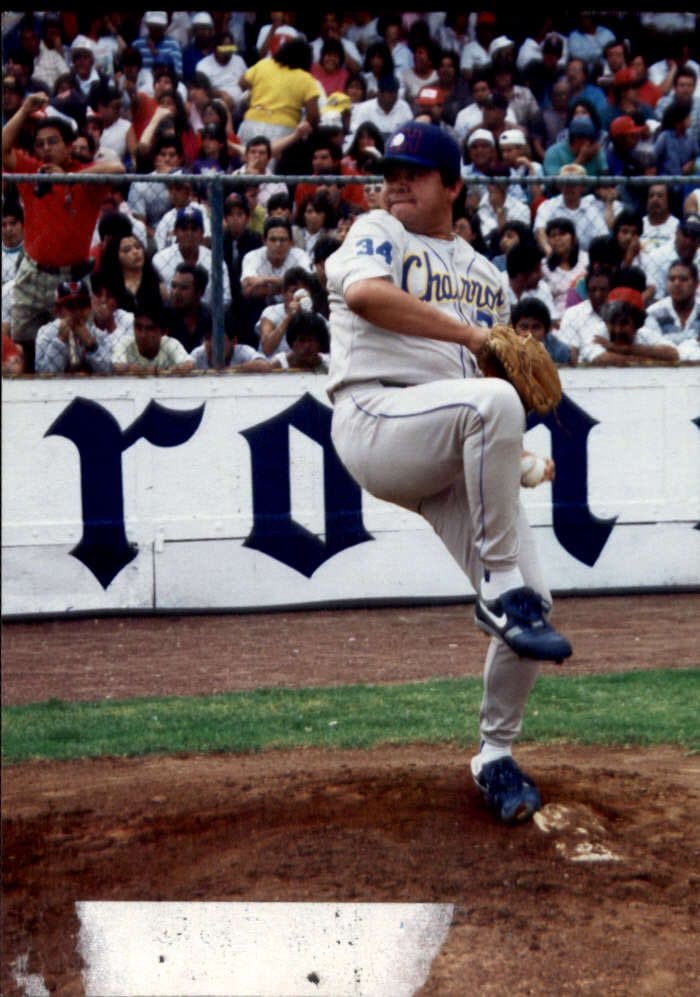 Cuando El Toro lanzaba, el Estadio Tecnológico se abarrotaba para verlo en la loma