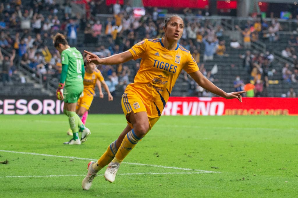 Con Tigres ha ganado torneos como el Guard1anes 2020 y 2021, Apertura 2022 y Apertura 2023.