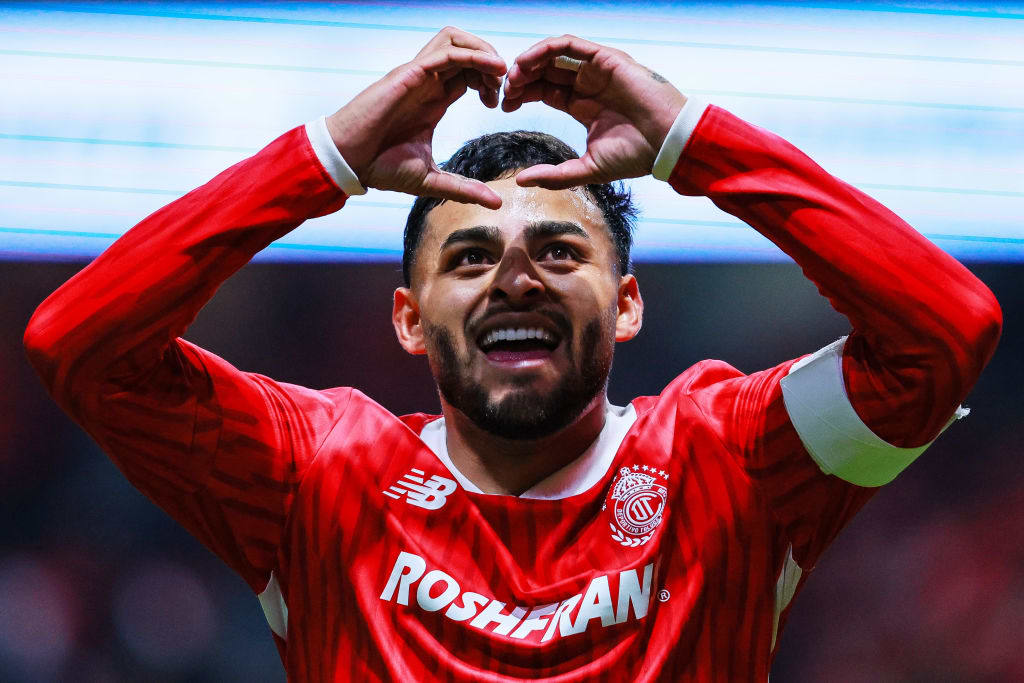 Alexis Vega podría jugar un tiempo en la Final del Apertura 2025.