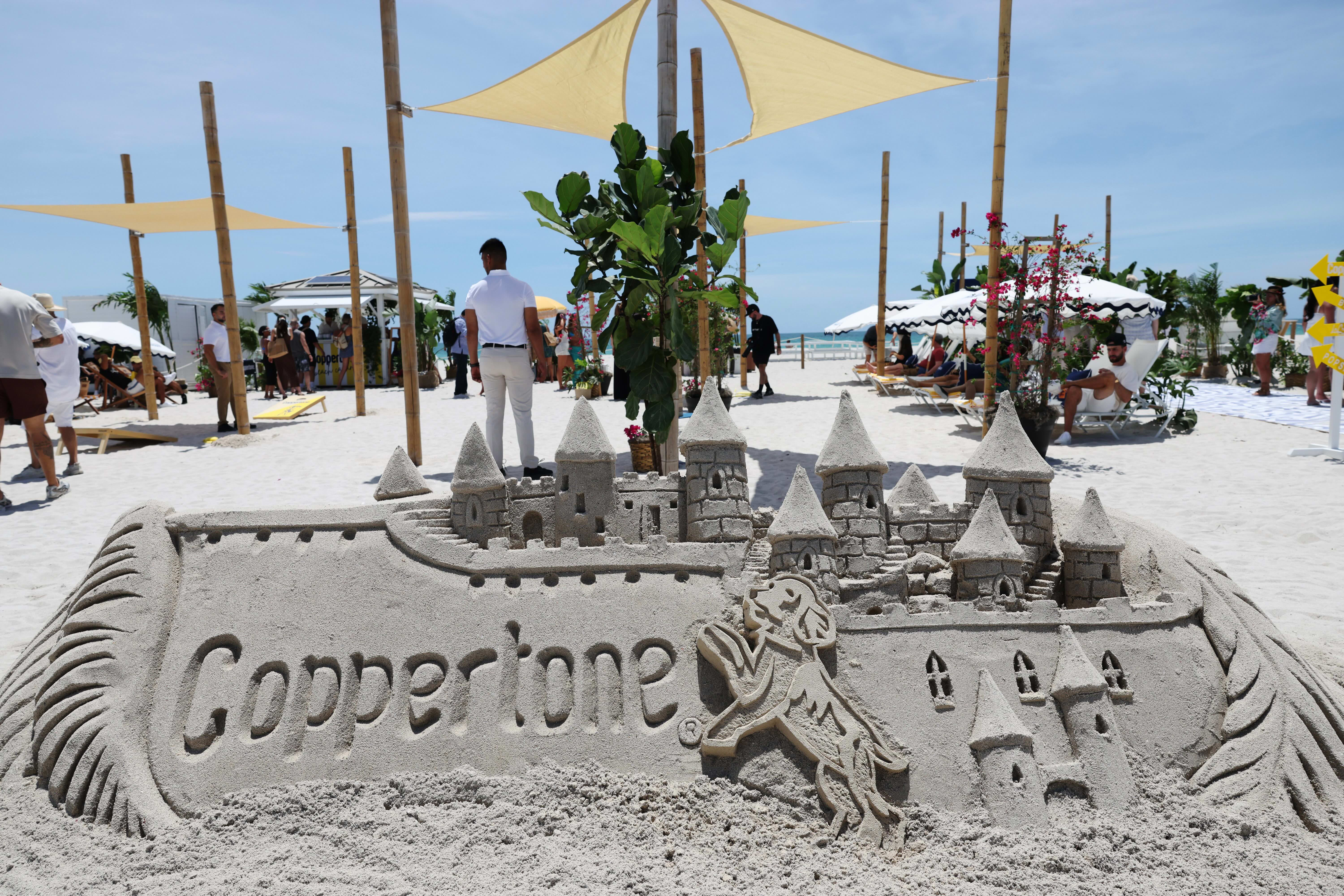 sandcastle coppertone