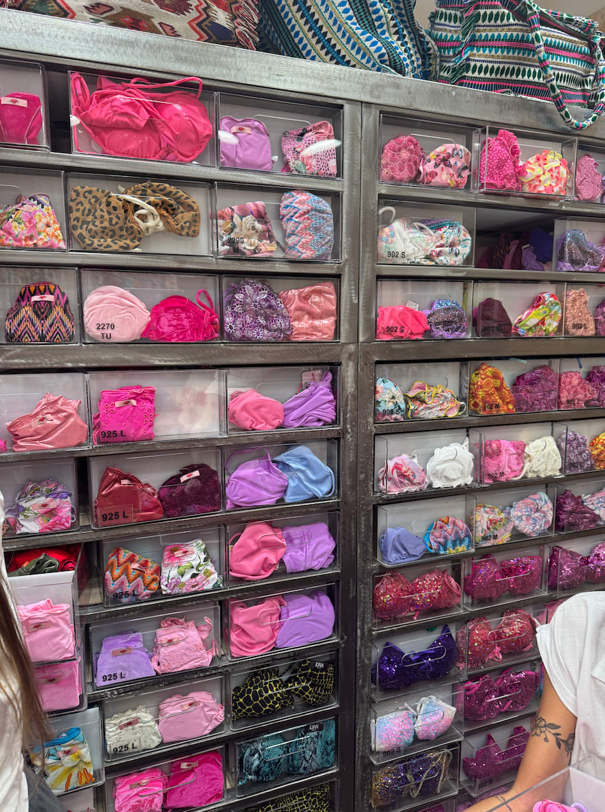 Build your own bikini bar