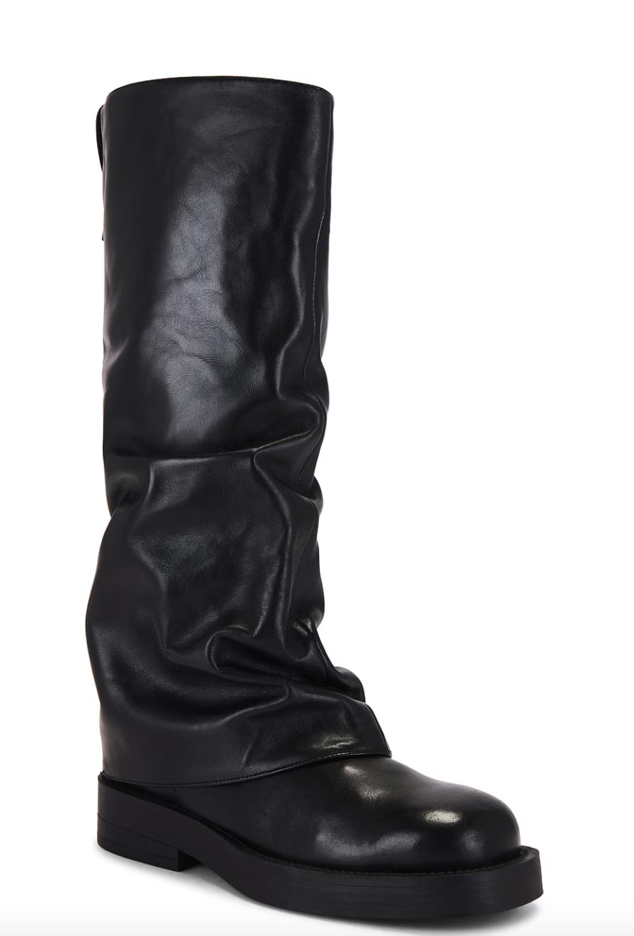 Black boot