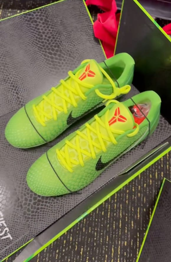 Russell Wilson, Vanessa Bryant, Nike Kobe 6 'Grinch' Vapor Edge cleats