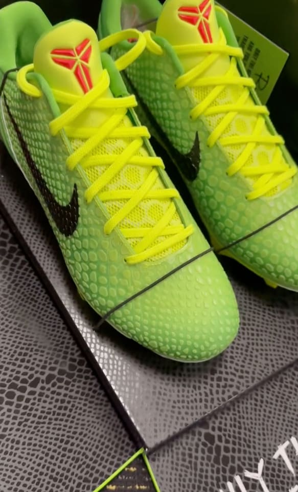 Russell Wilson, Vanessa Bryant, Nike Kobe 6 'Grinch' Vapor Edge cleats