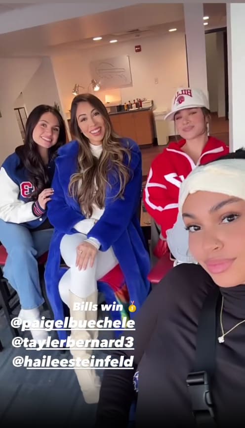 Hailee Steinfeld, Buffalo Bills WAGs, Josh Allen, NFL Playoffs