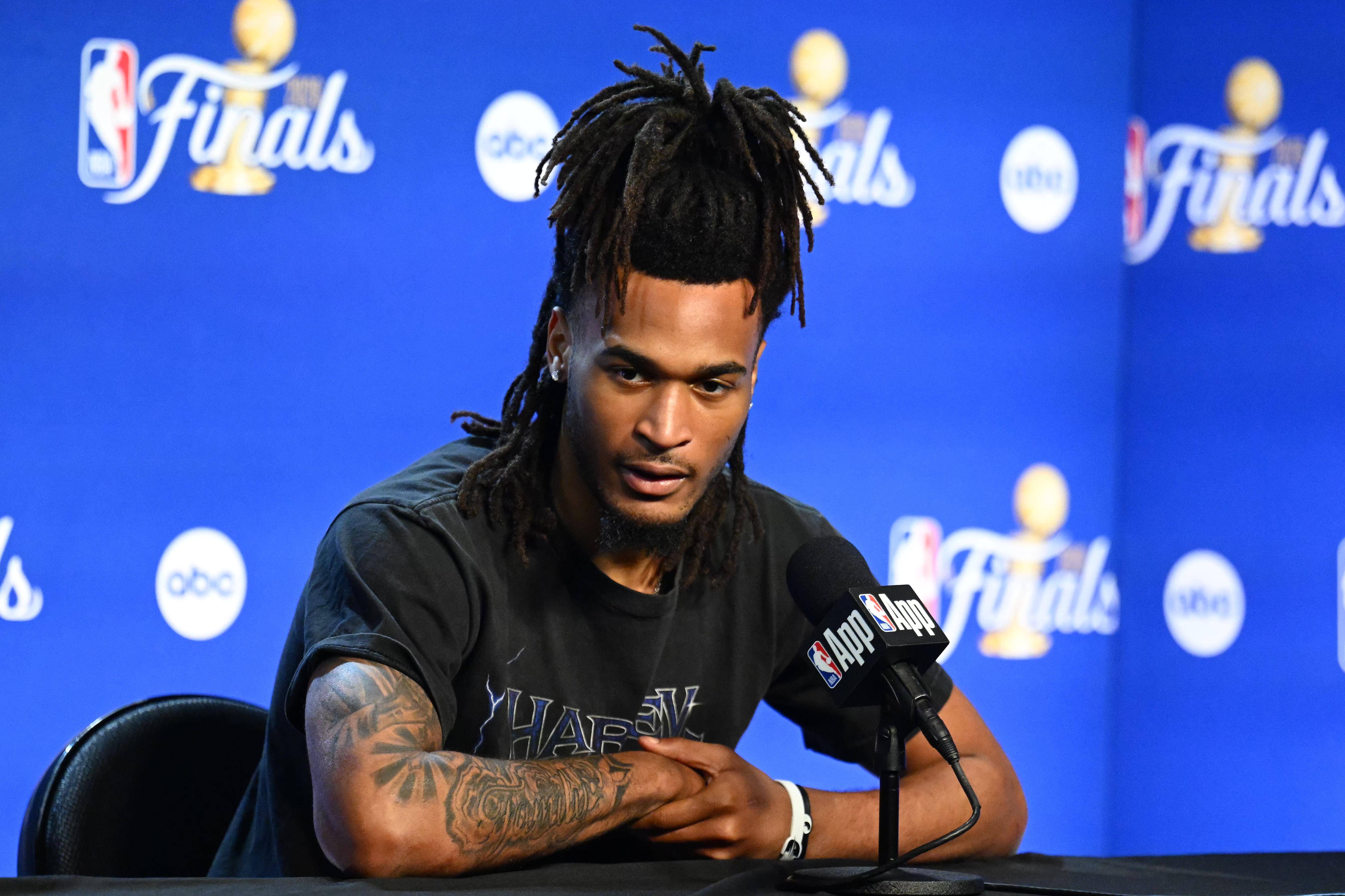 Spurs' Stephon Castle Gives Hilarious Interview Answer That Had Fans  Laughing