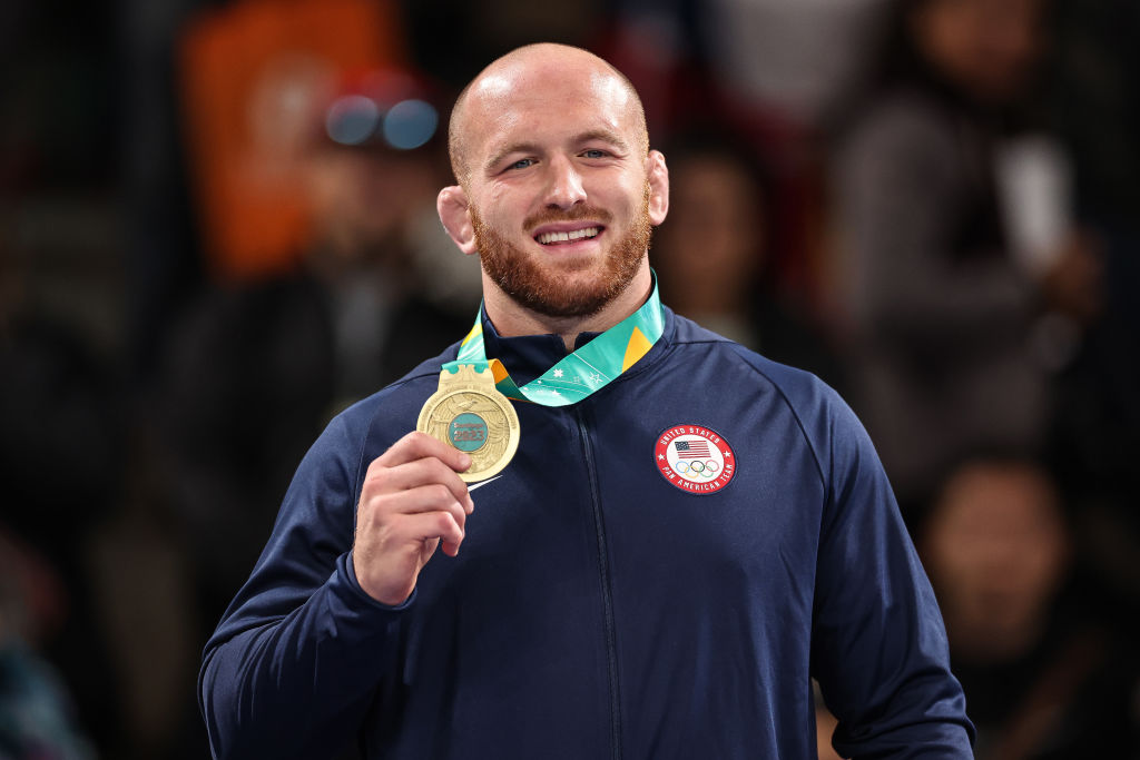 3 Olympic wrestlers that should transition to MMA