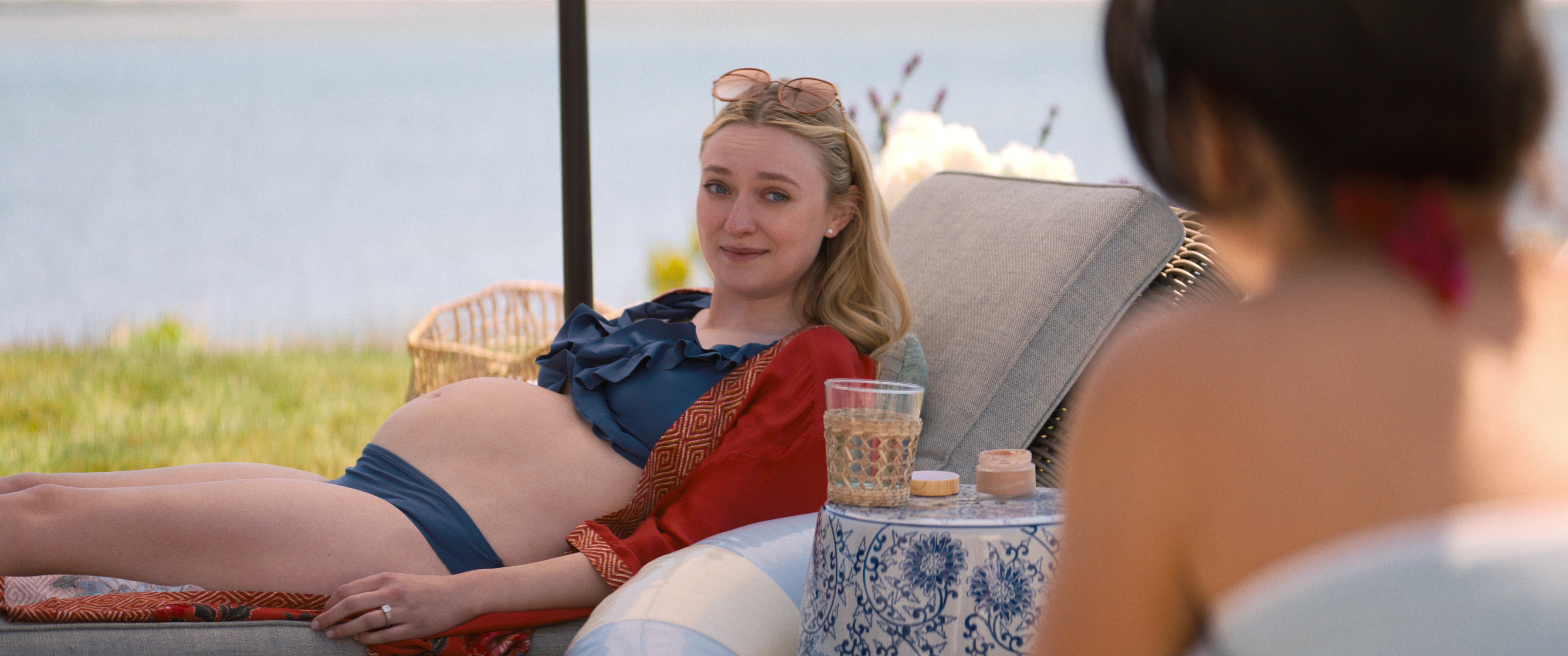 Was Dakota Fanning really pregnant in The Perfect Couple? She even fooled her co-stars