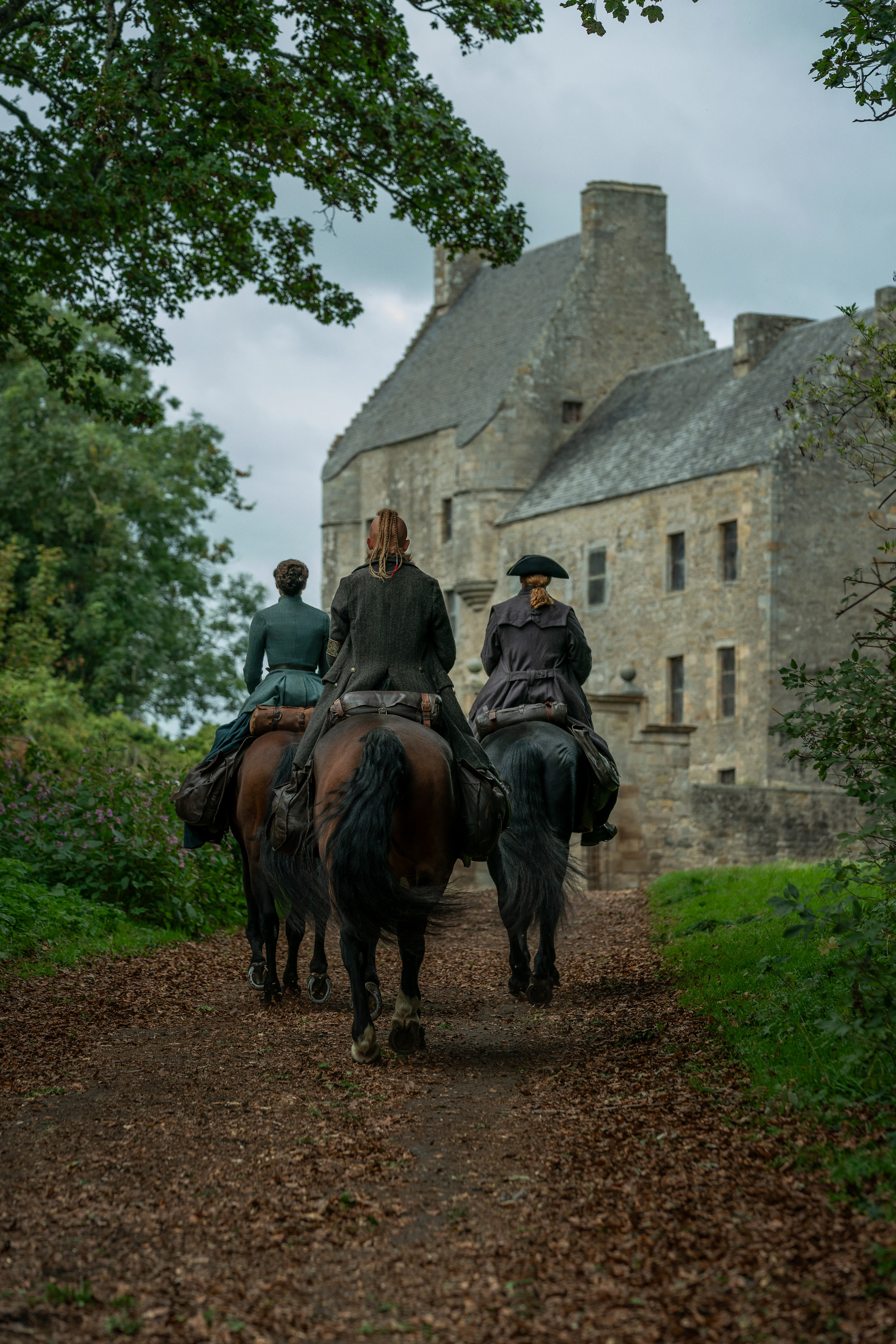 Preview: The return of Lallybroch, Laoghaire, and more in Outlander season 7 episode 9