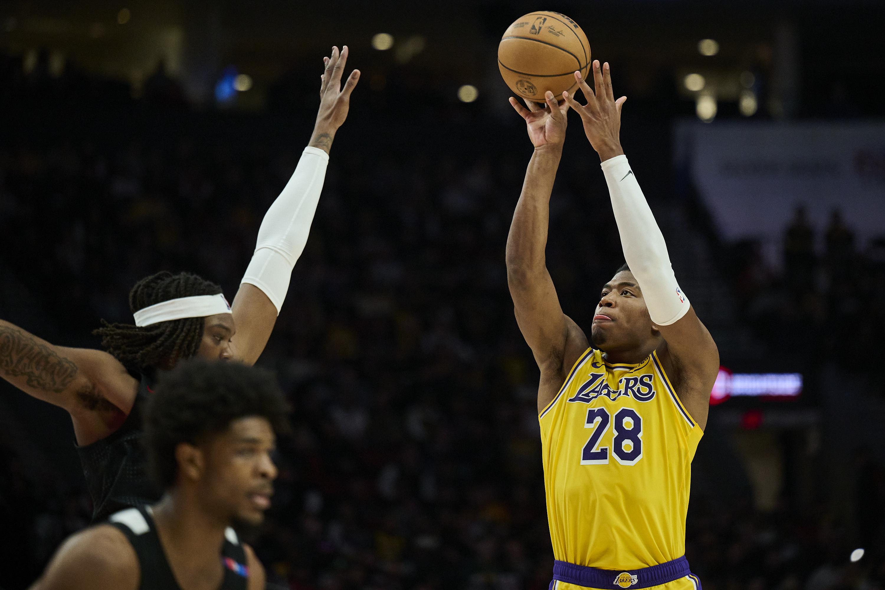 Lakers’ Rui Hachimura Exits Nuggets Game With Apparent Injury