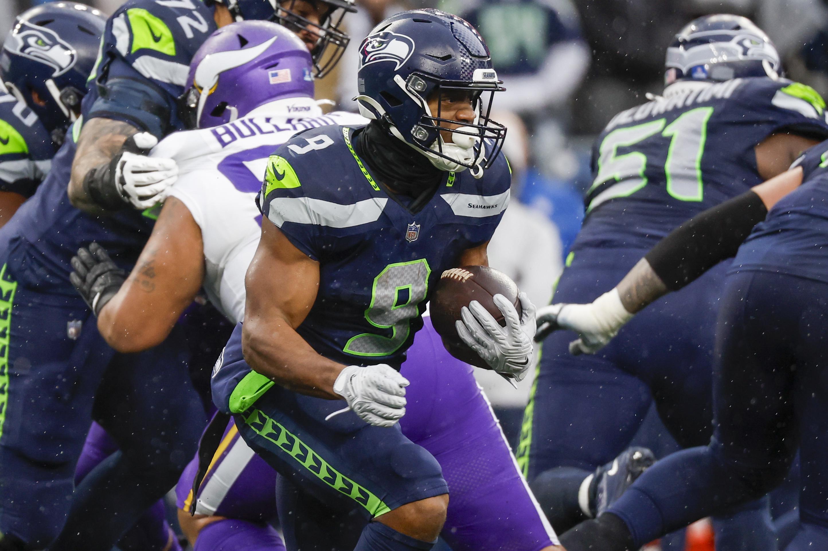 Ken Walker III Suffers Ankle Injury in Seahawks' 27-24 Loss to Vikings