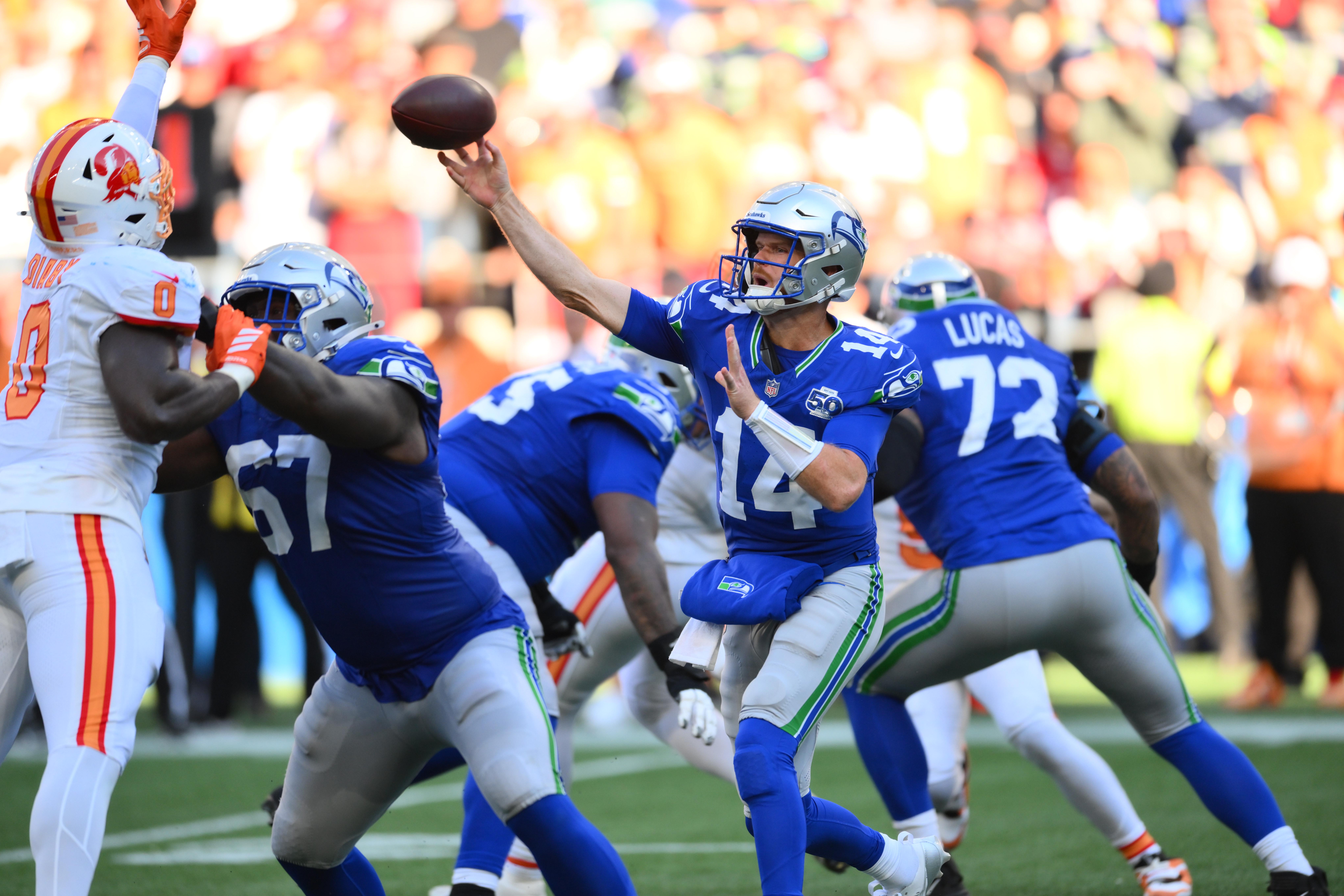 Sam Darnold's good day ruined by bad mistake in Seahawks' loss to Buccaneers