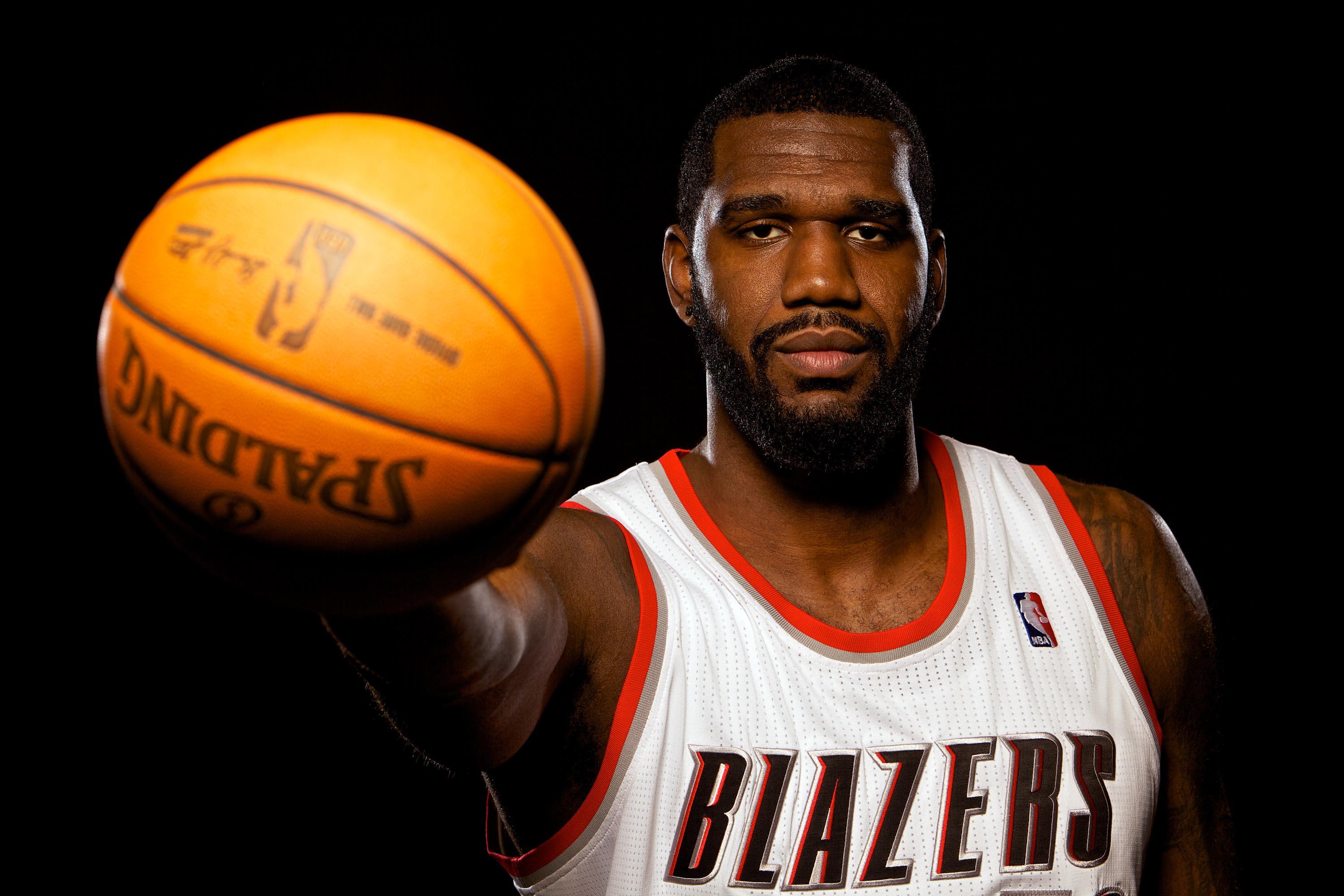 Greg Oden Reflects on First Brutal Blazers Injury