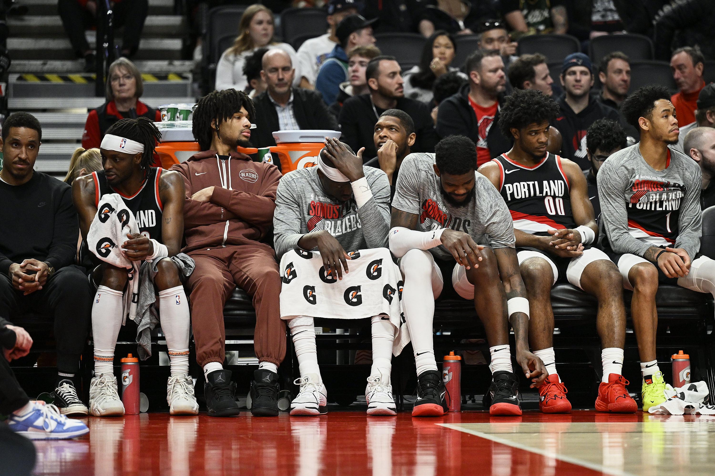 Blazers Injury Report: 6 Portland Players, 2 Kings Out for Monday Bout