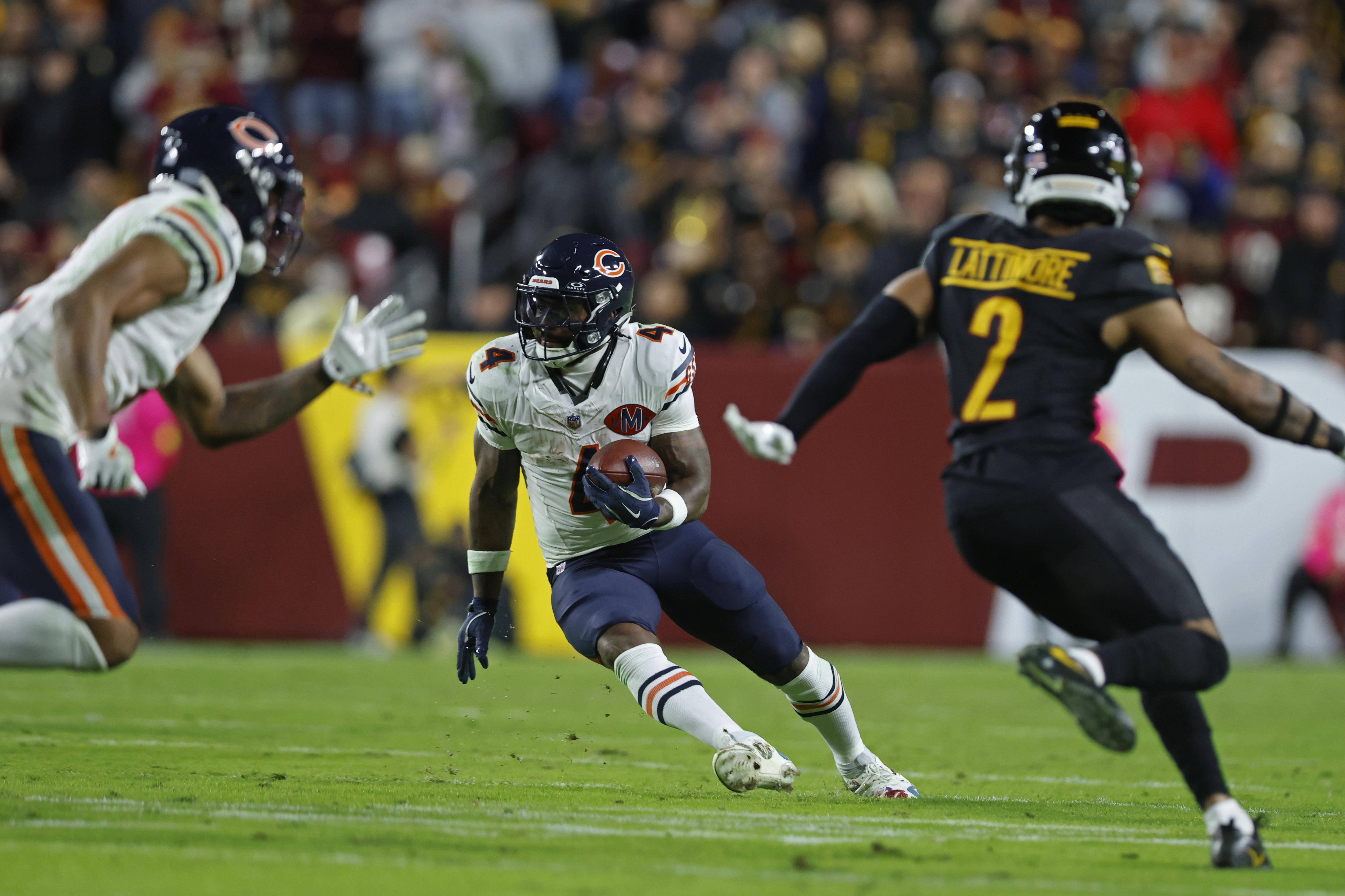 With rare mistake from Jayden Daniels, Bears and D'Andre Swift shock Commanders