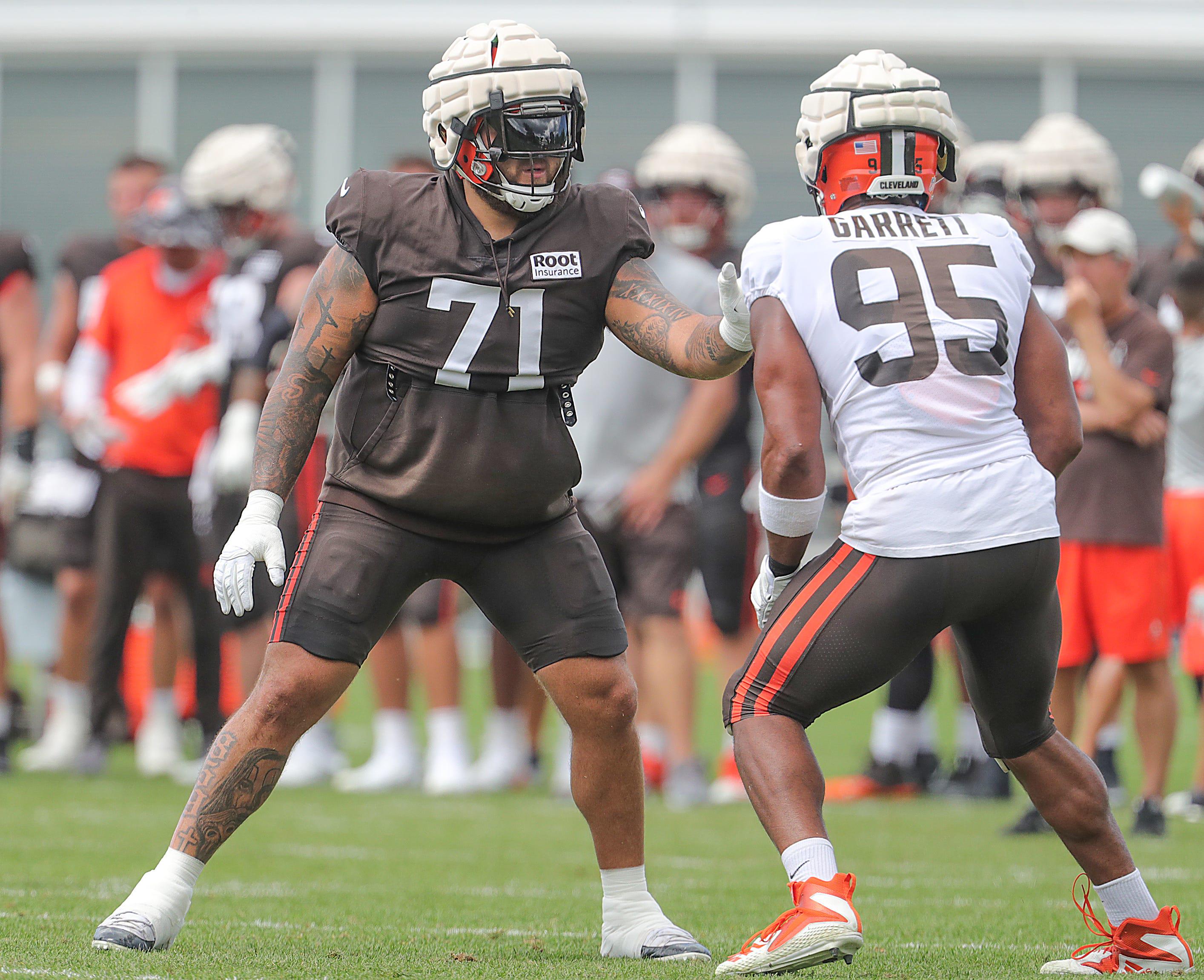 Browns Starting Left Tackle Remains A Mystery Before Matchup With Giants