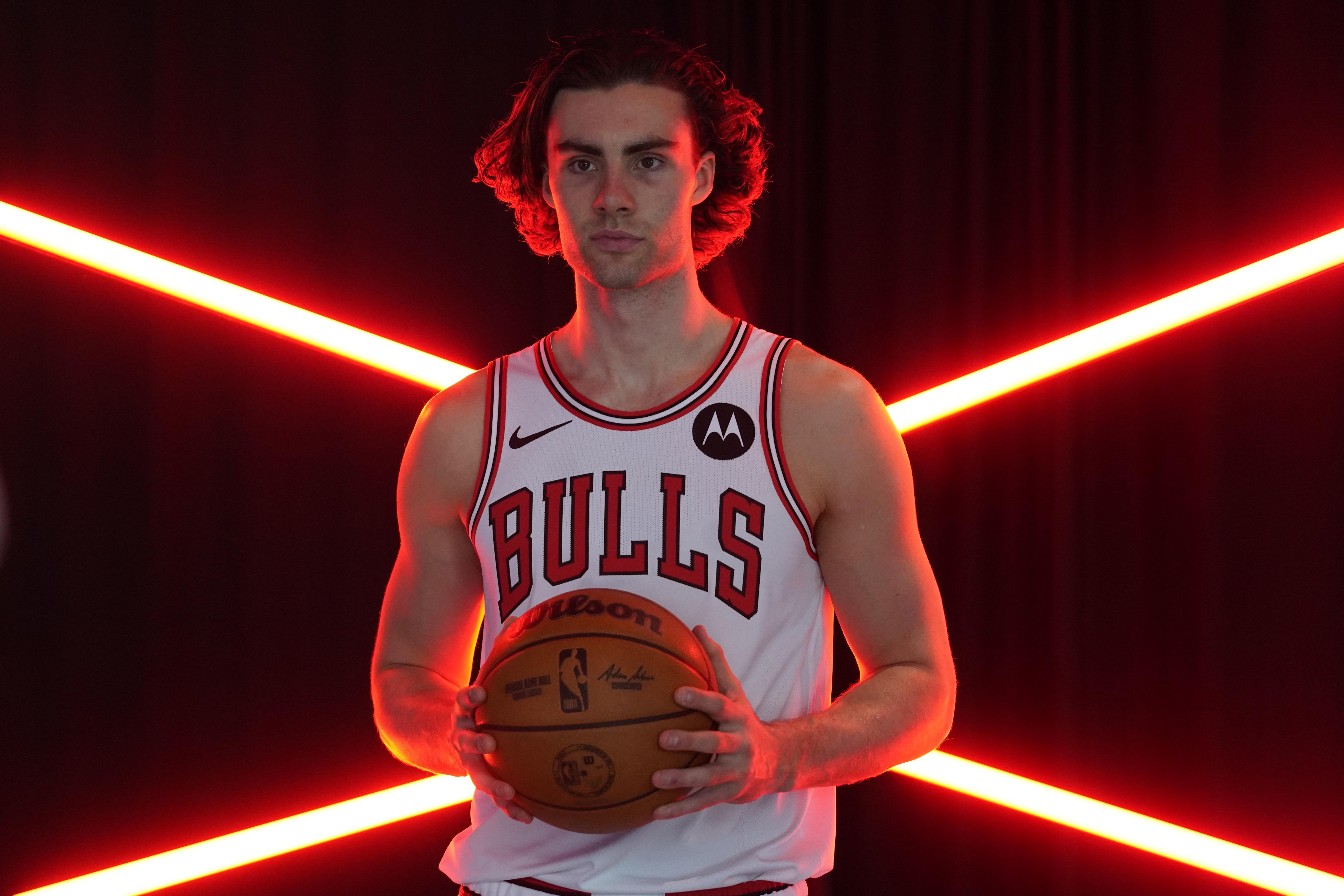 NBA Fans React To Josh Giddey's Performance in Bulls-Nuggets