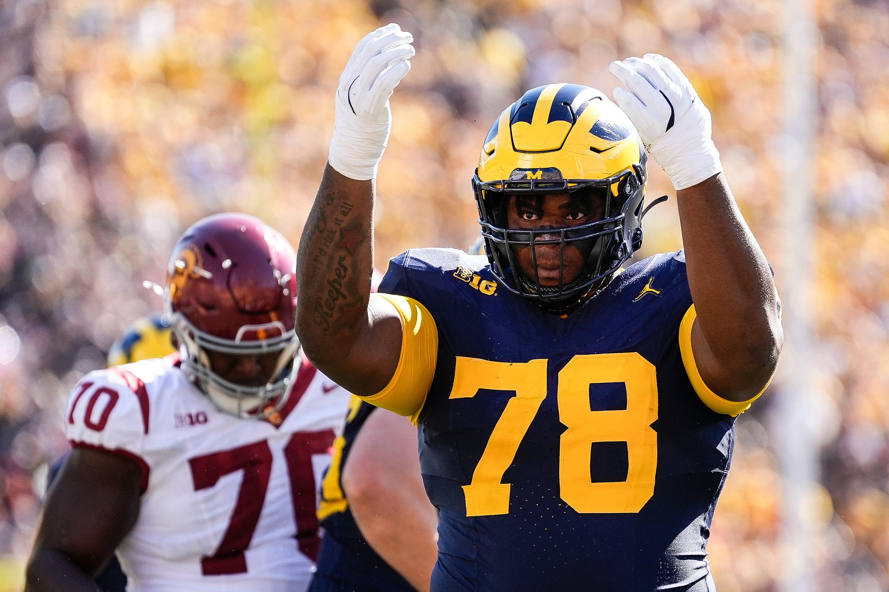 Chargers go popular direction in updated mock draft after trade deadline