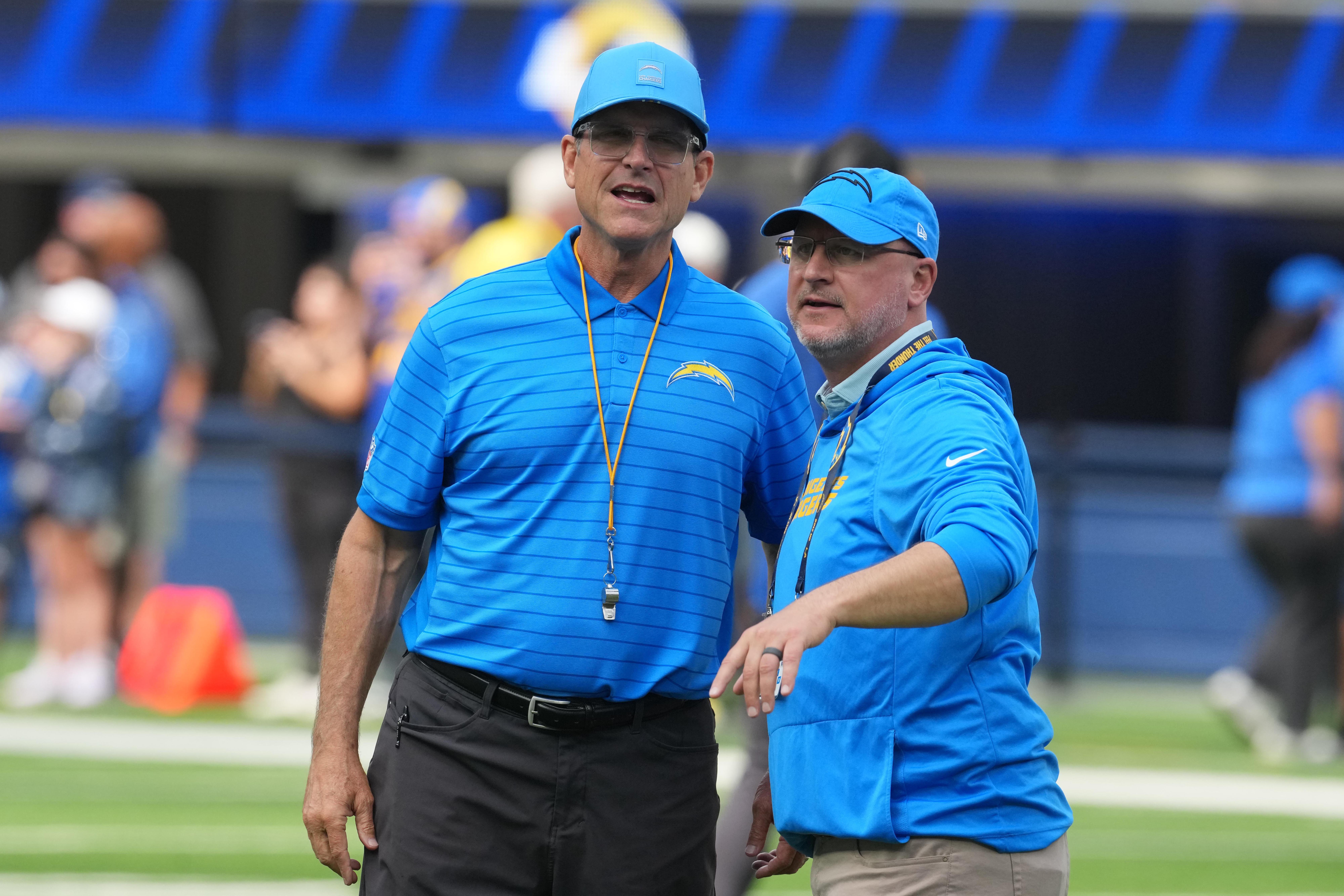 Chargers could ignore Saints’ Alvin Kamara if Dolphins RB is available via trade