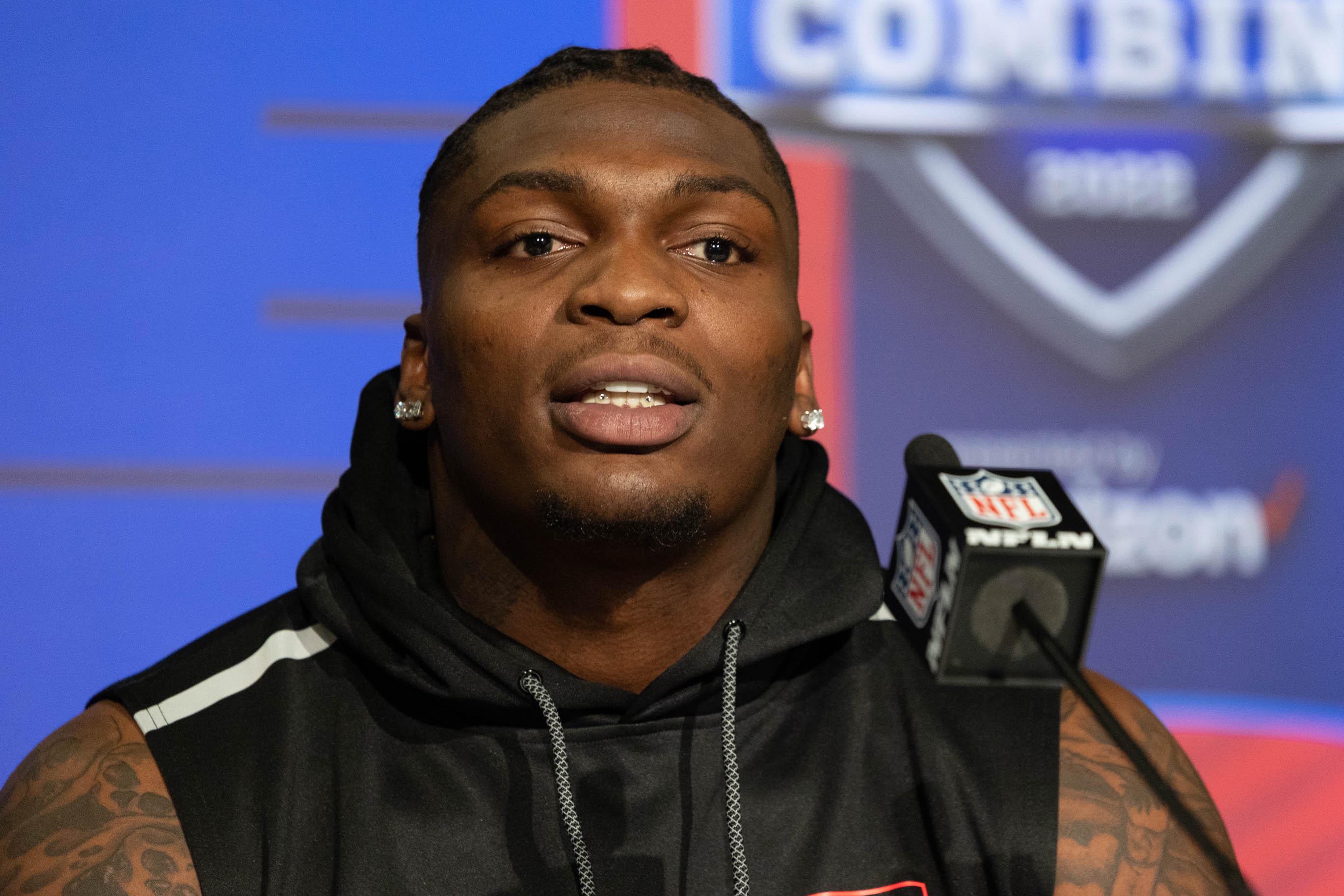 Cowboys DT calls out rivals in heartwarming video after making 53-man roster