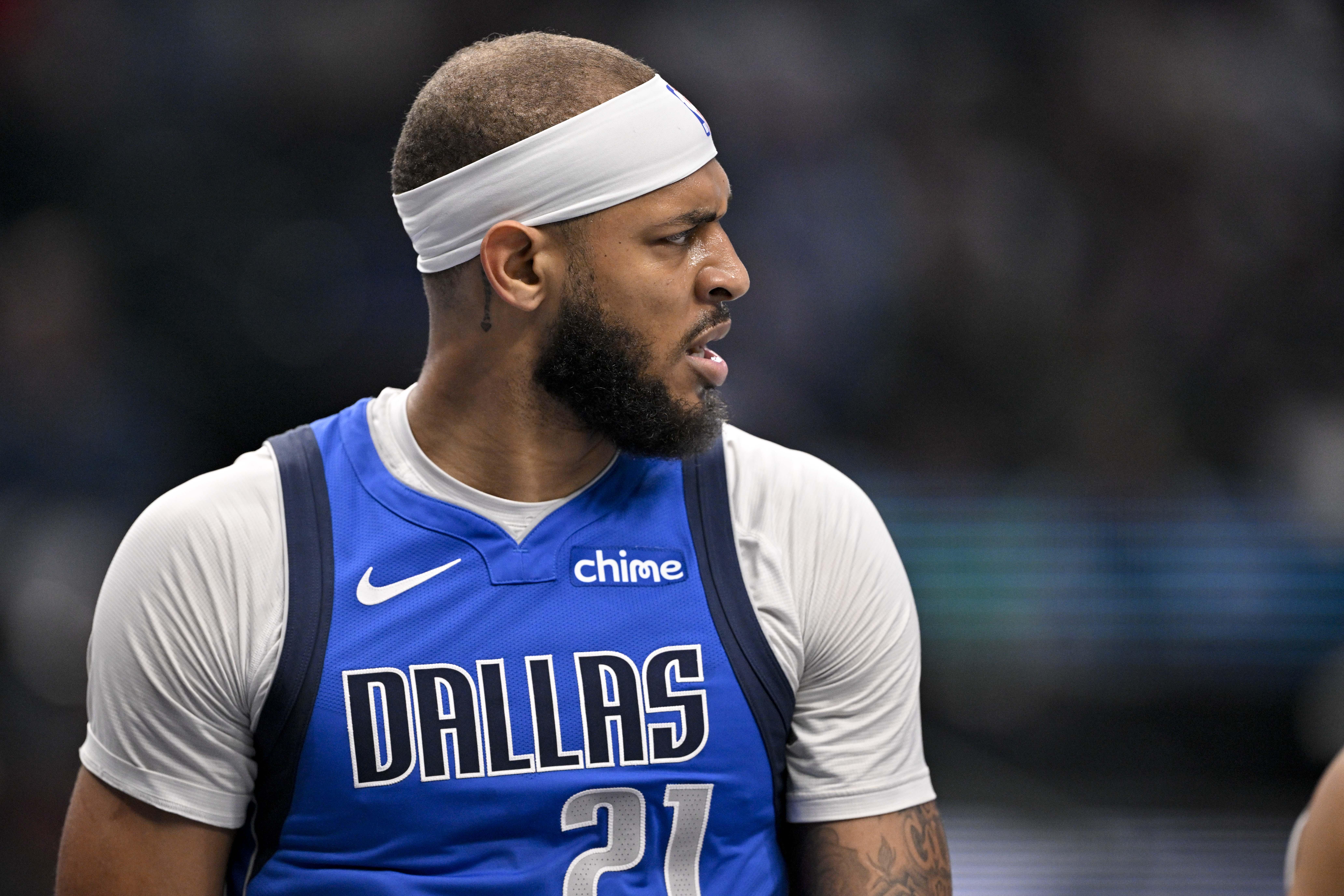 Why Mavericks need $68 million center to perform