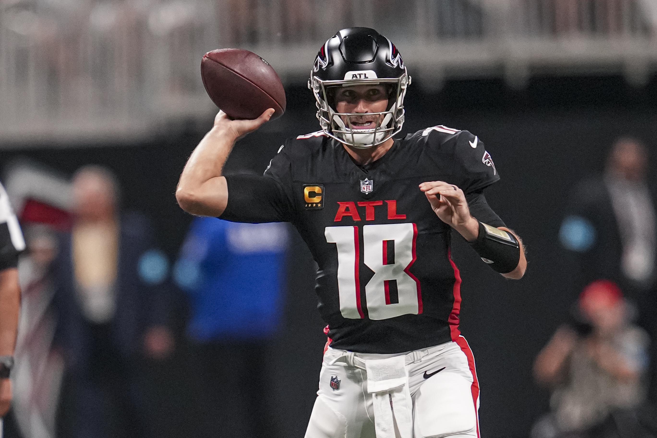 Falcons QB Kirk Cousins Passes Joe Montana's Record, Simmons Remains Mahomes Killer