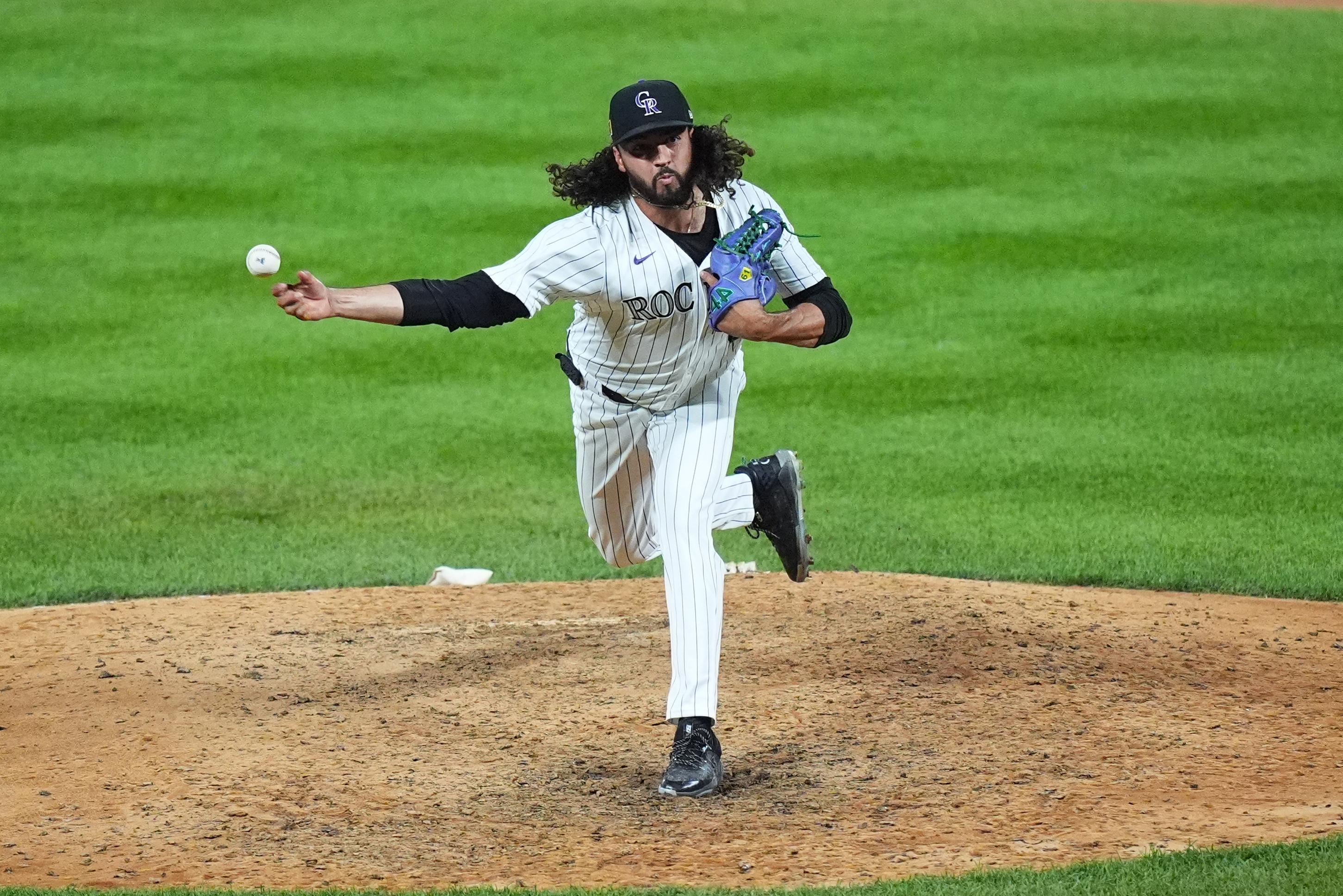 Colorado Rockies Reportedly Place Veteran Reliever Justin Lawrence on Waivers