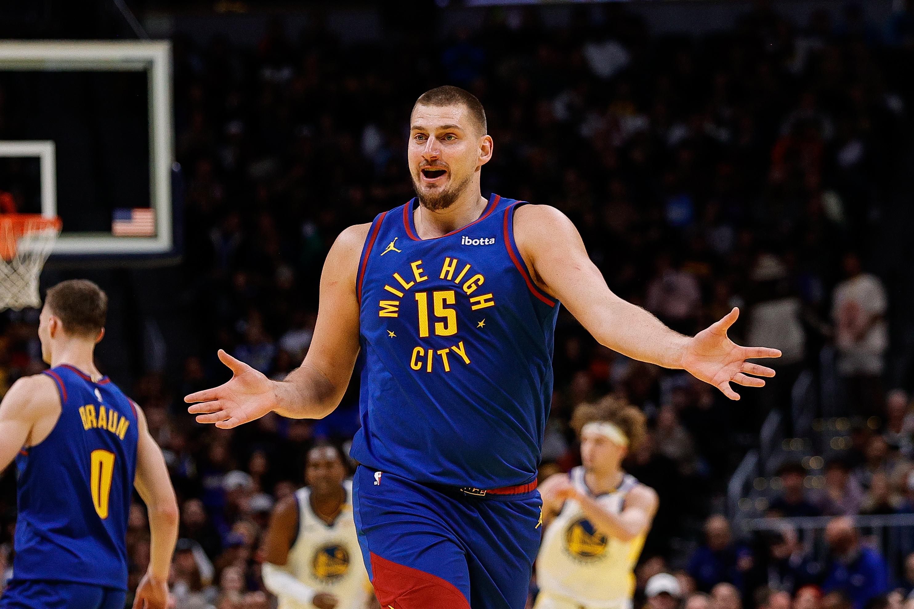 Nikola Jokic's Behind-The-Back Pass Went Viral In Nuggets-76ers Game 