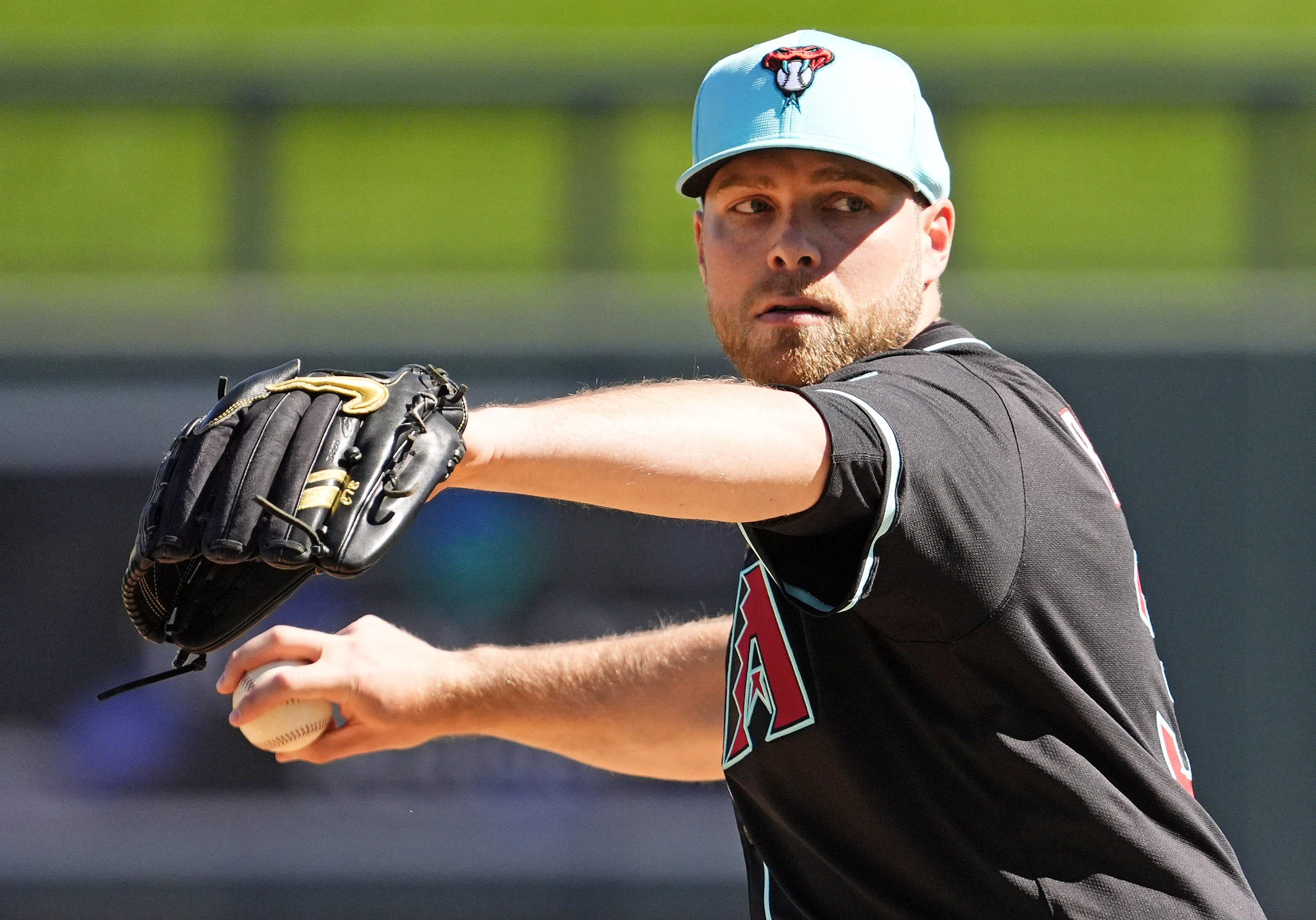 Corbin Burnes on Tacos, Velocity, and His Partnership with Kaplan