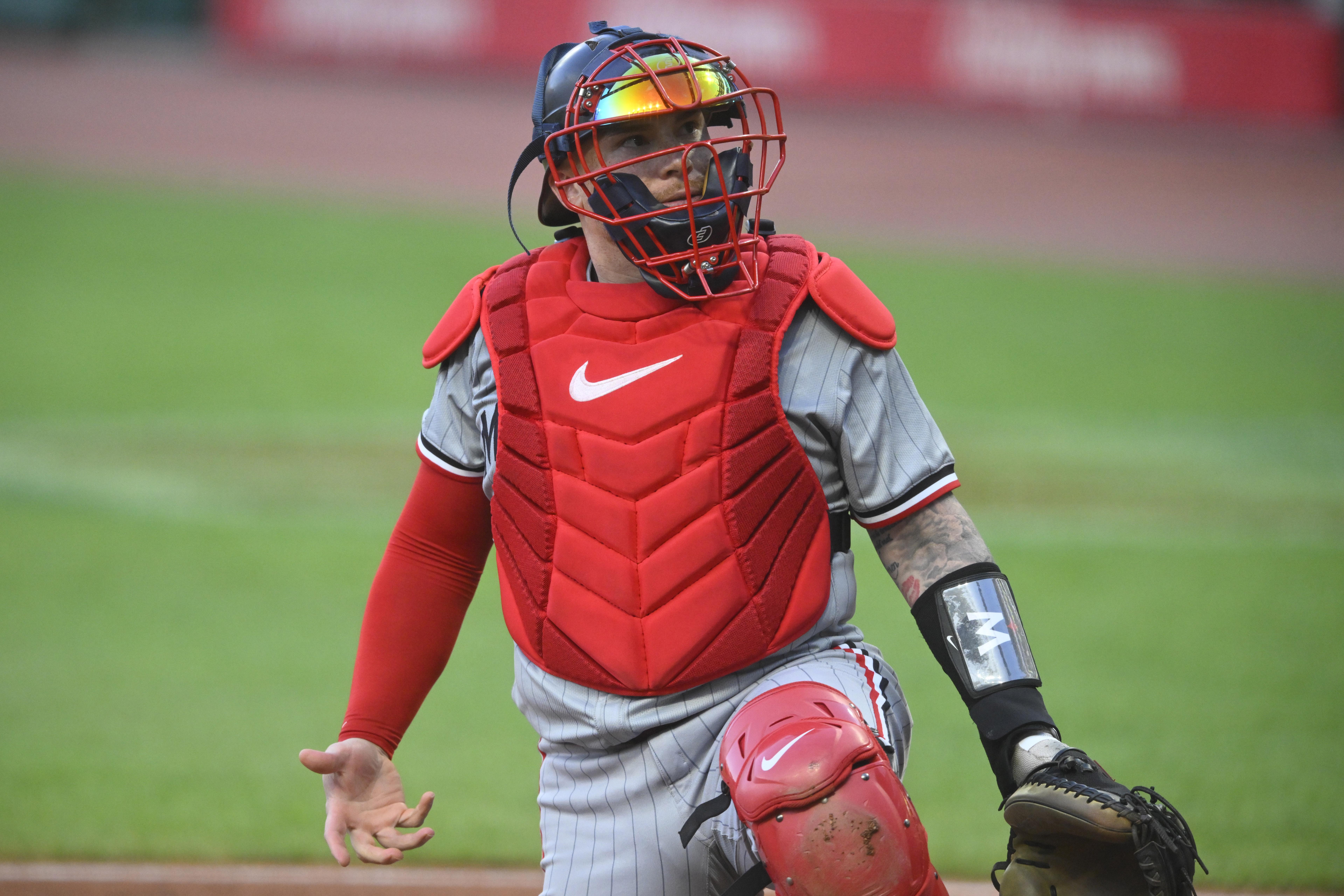 Padres Trying to Acquire World Series Champion Catcher in Blockbuster Trade: Report