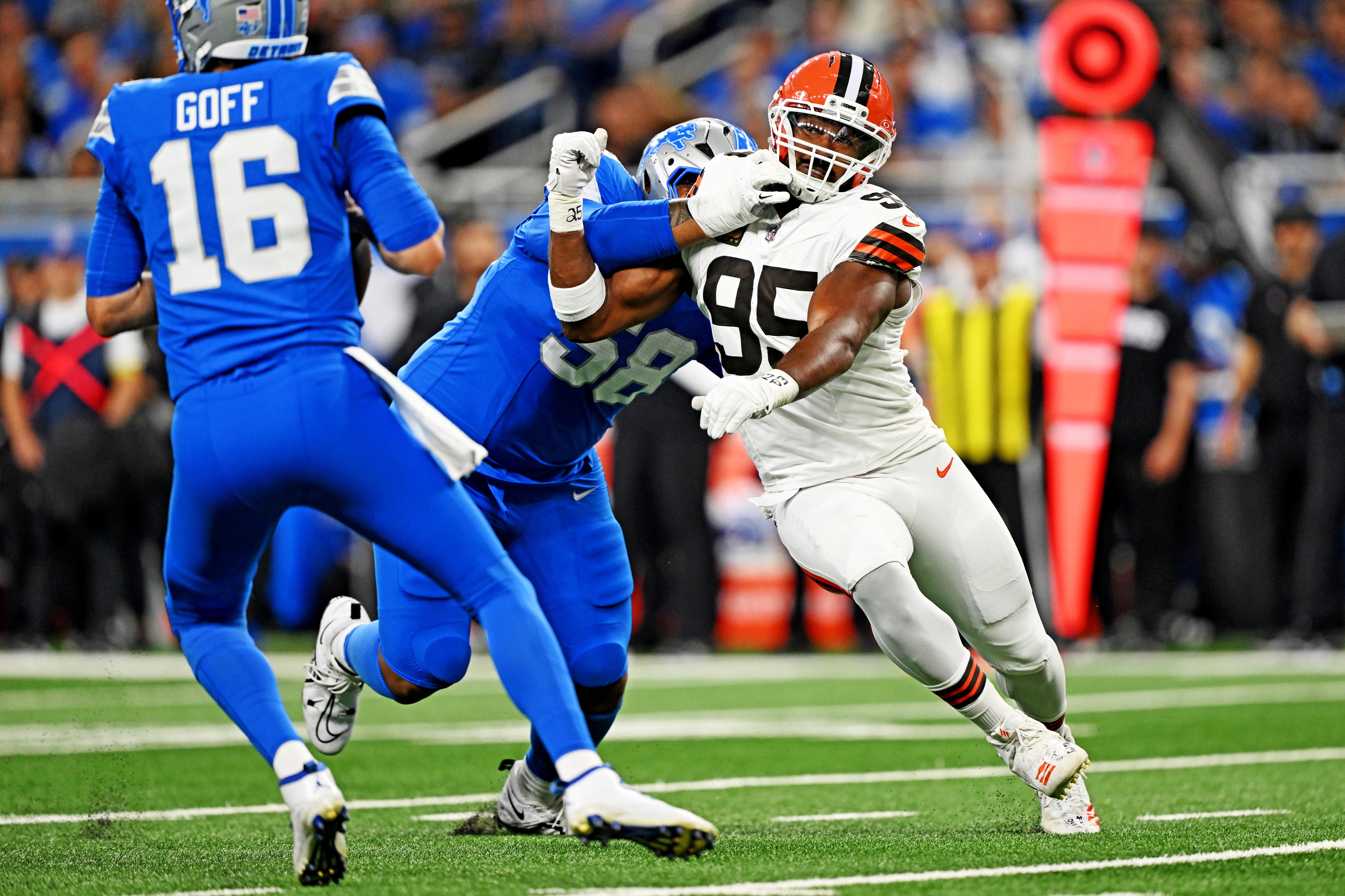 Do the Vikings have anyone to fear if Myles Garrett doesn't play for the Browns?