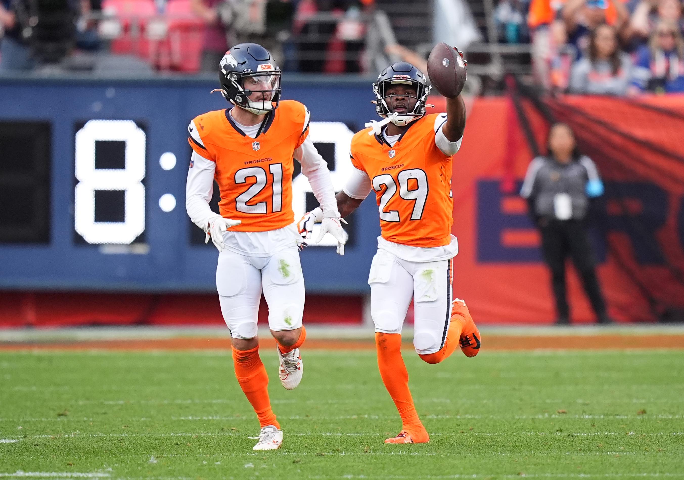 Broncos' Biggest Studs & Duds in 28-14 Beatdown on Panthers