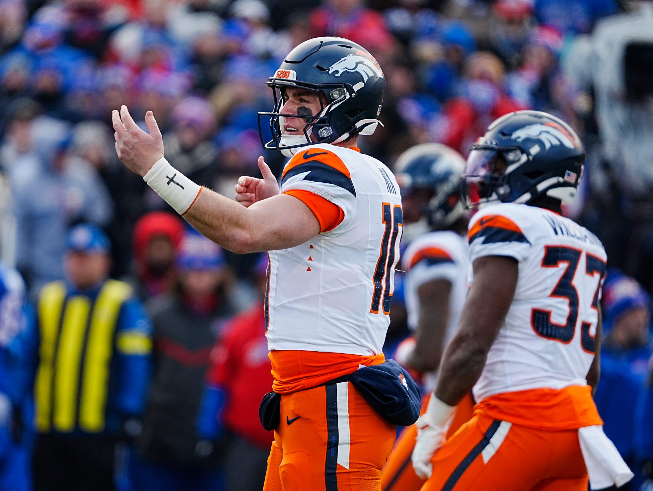 Broncos Predicted to Take a 'Major Fall' in 2025 per CBS Sports