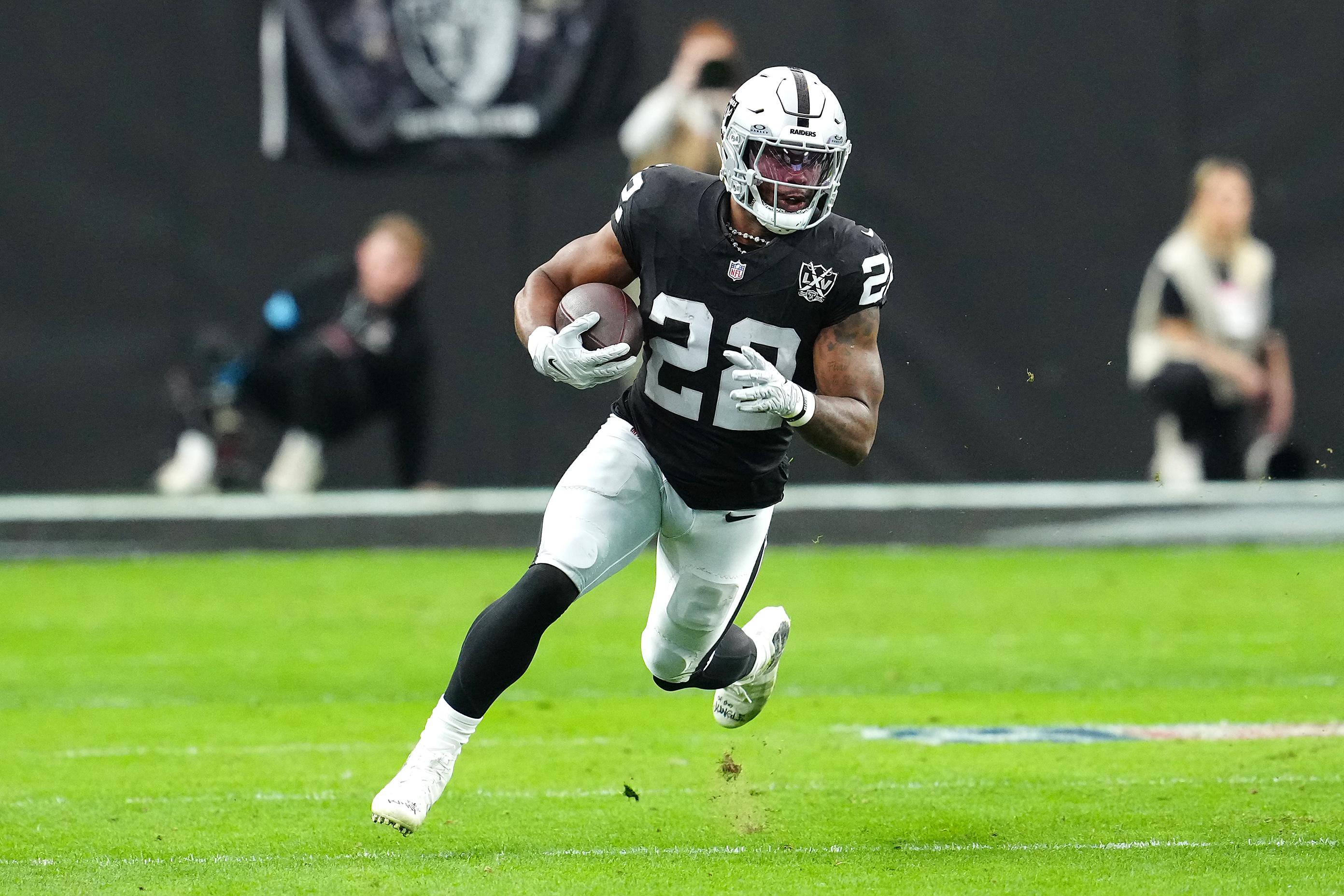 REPORT: Where Did Raiders' RB Situation Rank in 2024?