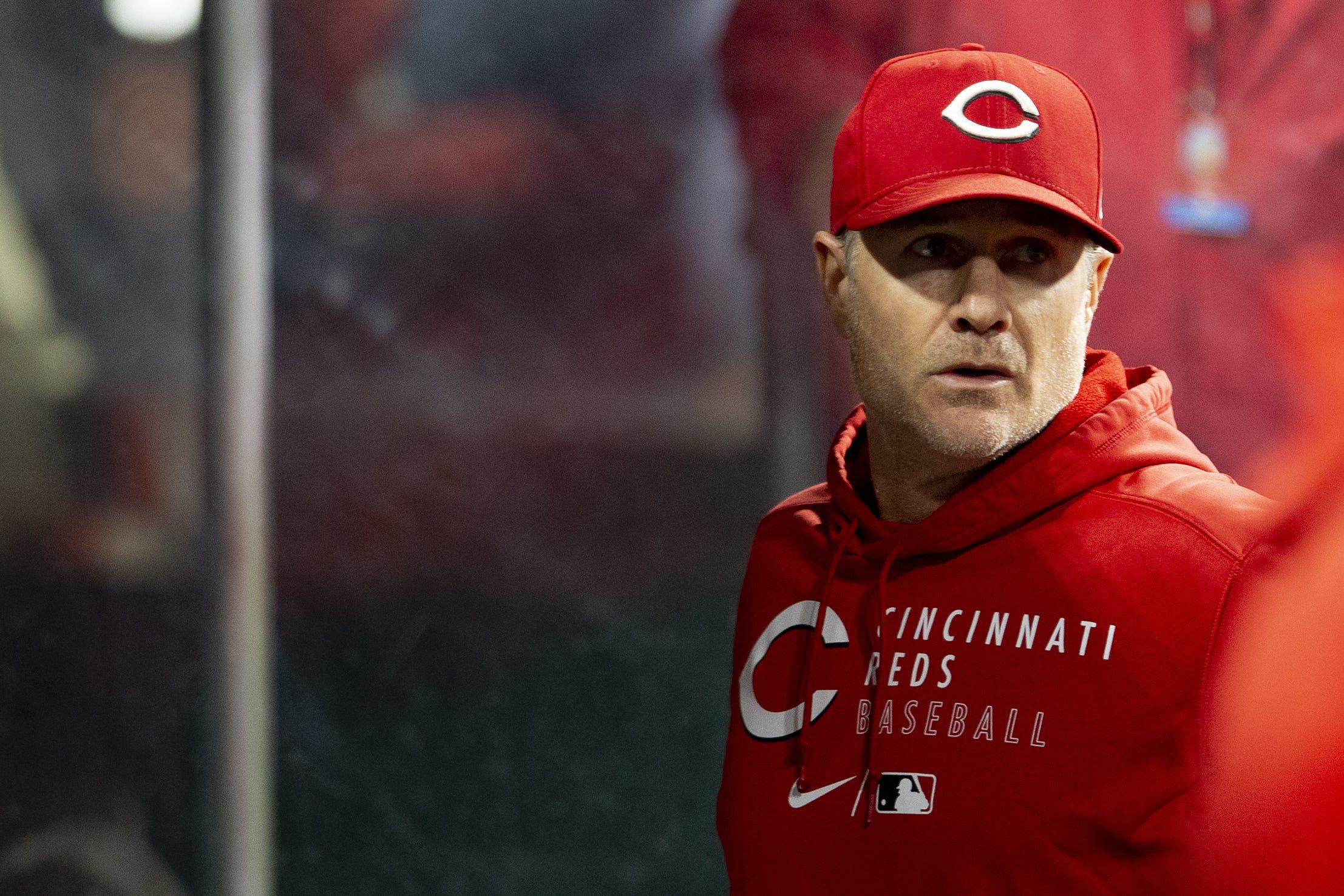 Blue Jays Hire Fired Reds Manager David Bell As Front Office Executive