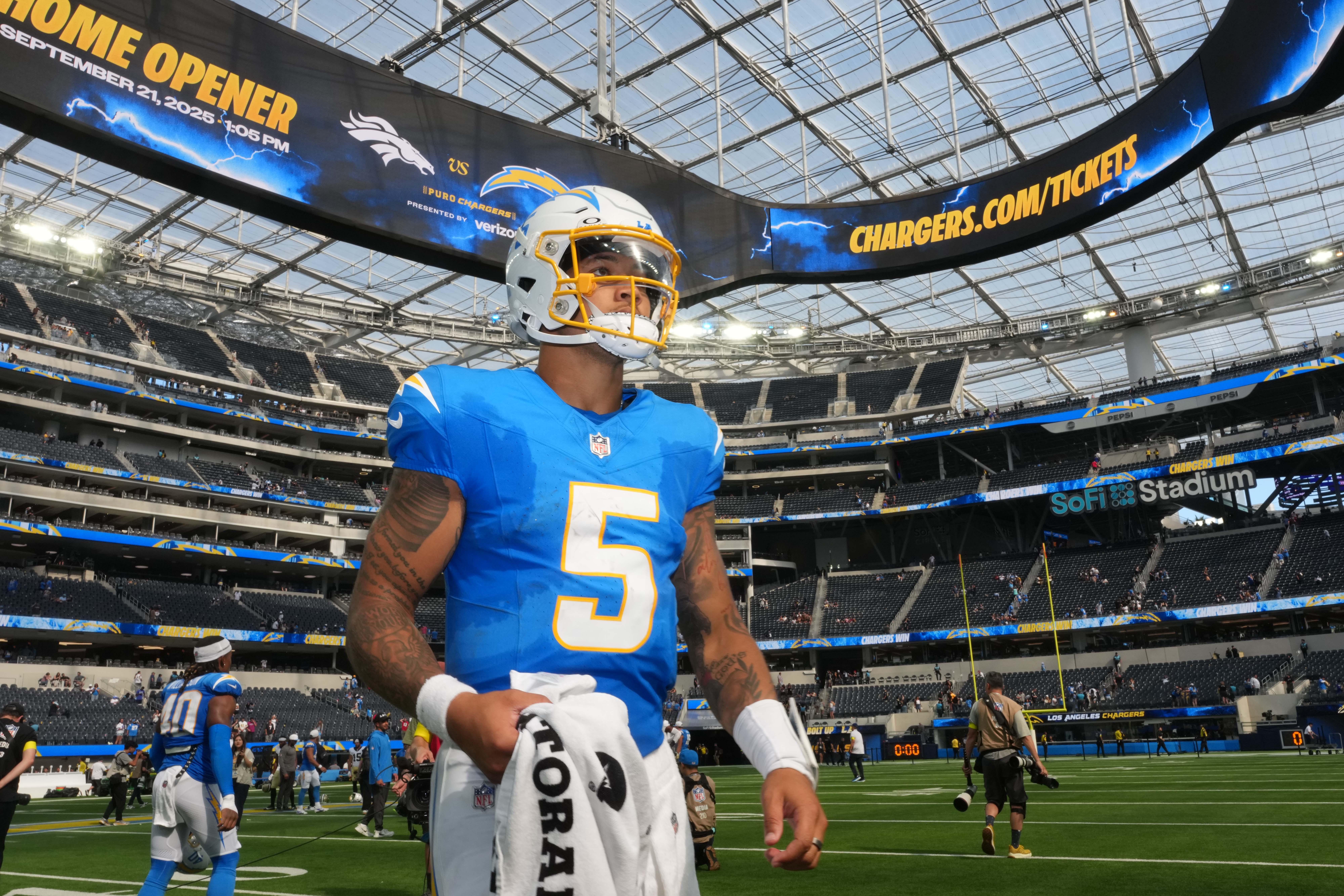 Chargers vs. 49ers Prediction, Odds, Spread, Trends for NFL Preseason Week 3