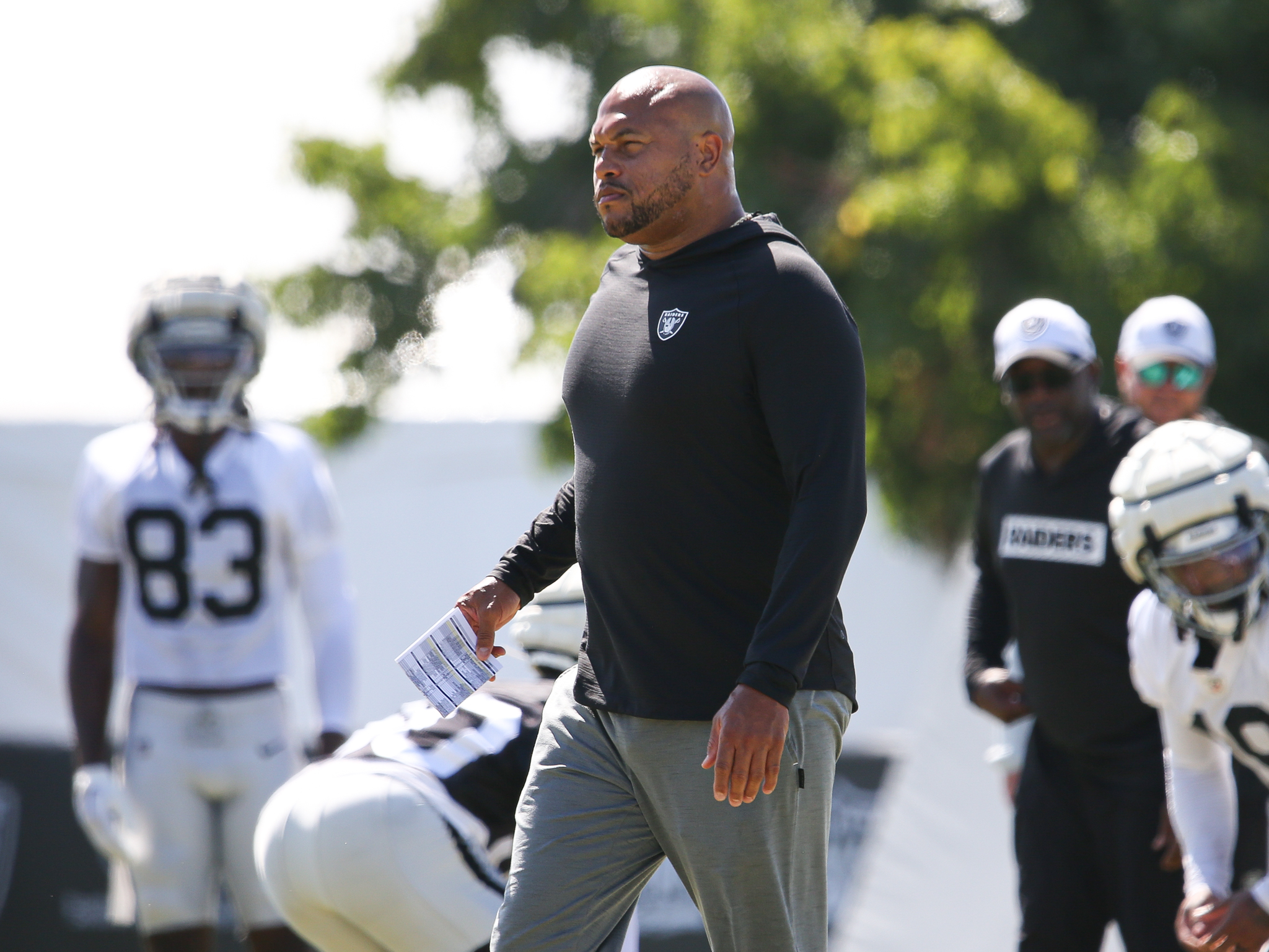 BREAKING: Raiders Activate 2 From Practice Squad, Including DE