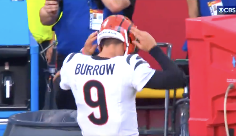 Joe Burrow in Disbelief After Patrick Mahomes, Chiefs Get Late Pass Interference Call