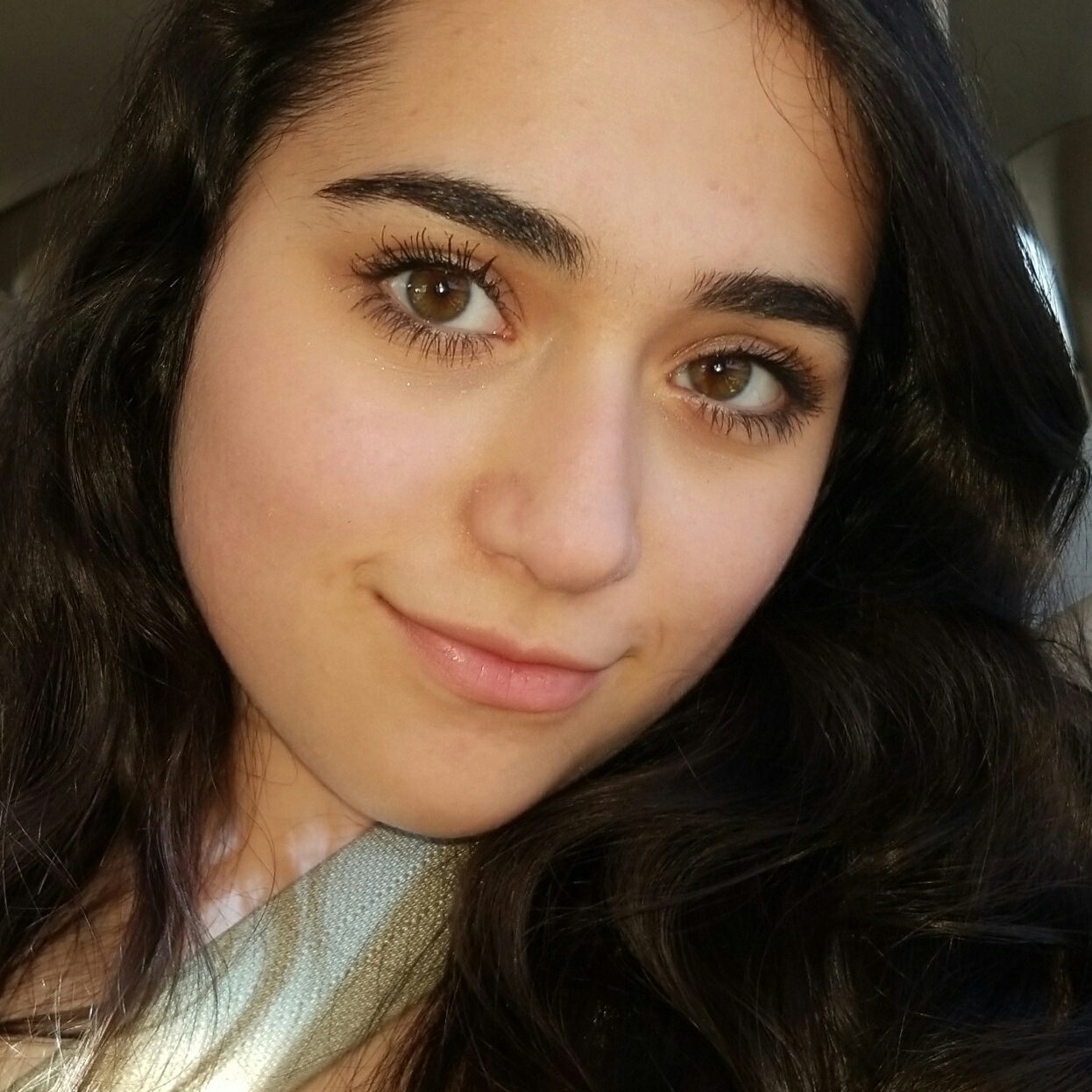 Bella Bakayou