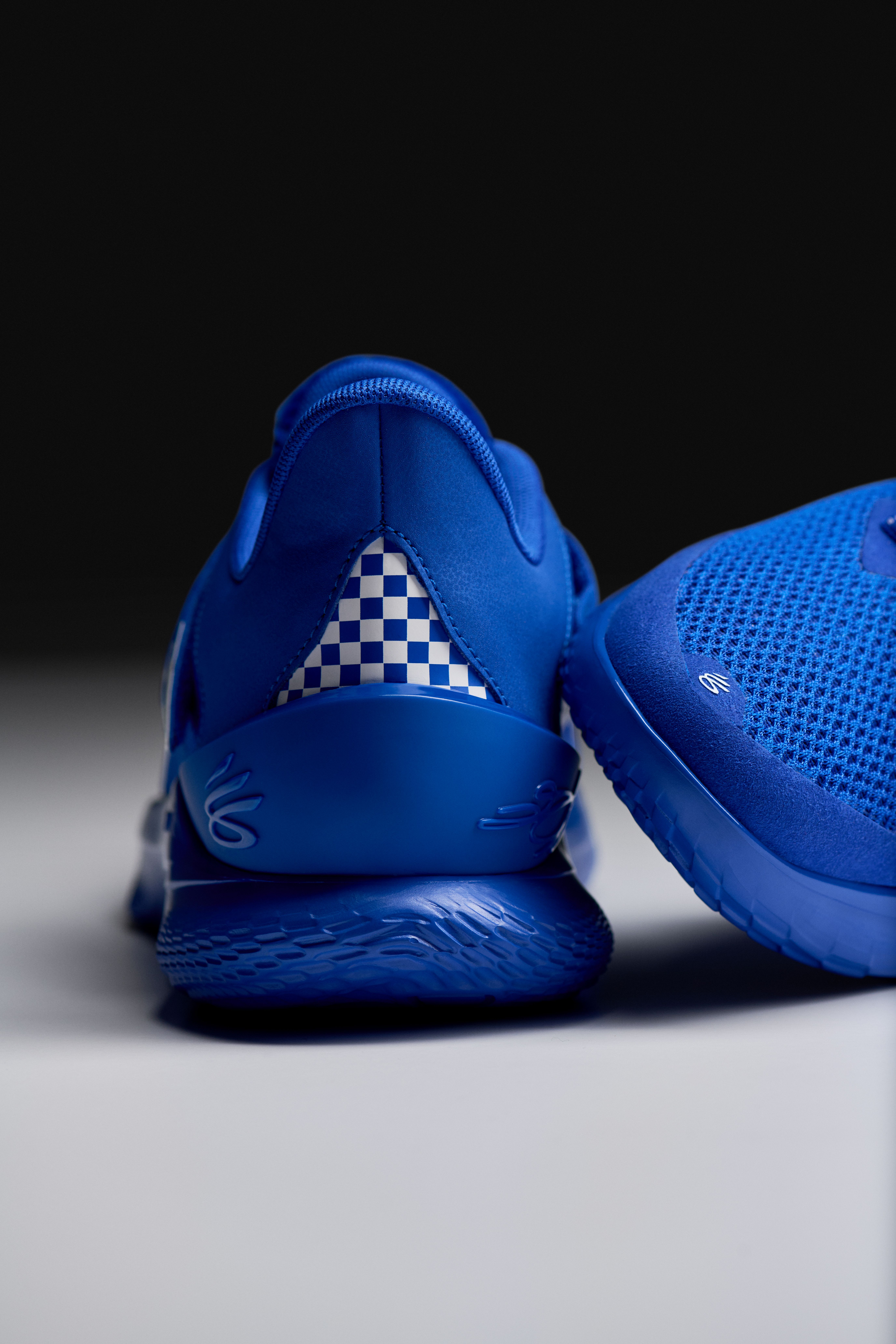 De'Aaron Fox celebrates Kentucky Wildcats with 
