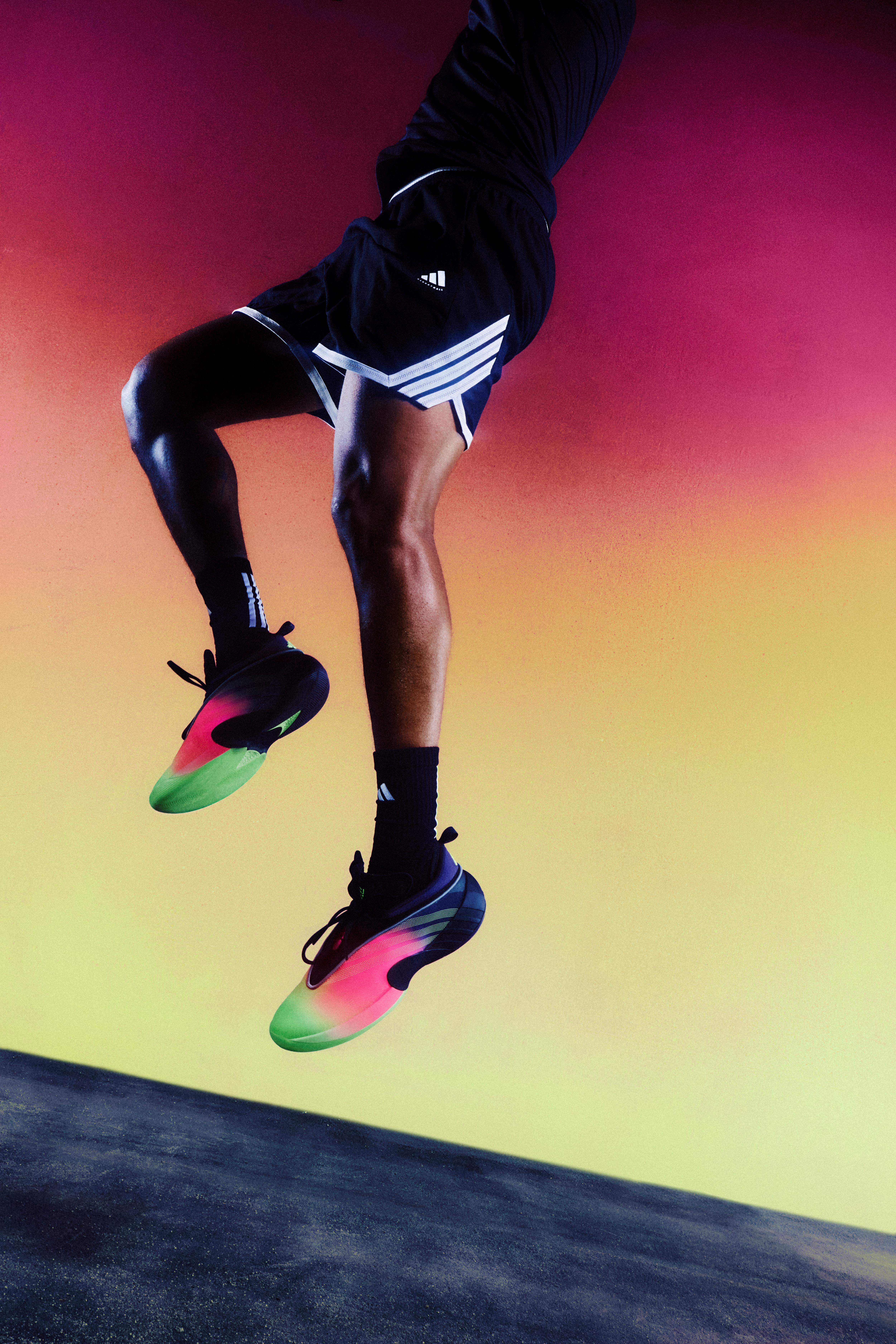 donovan mitchell neon shoes