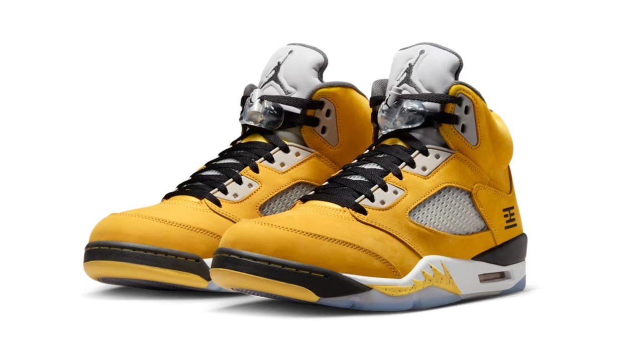 Michael Jordan Wears Air Jordan 5 