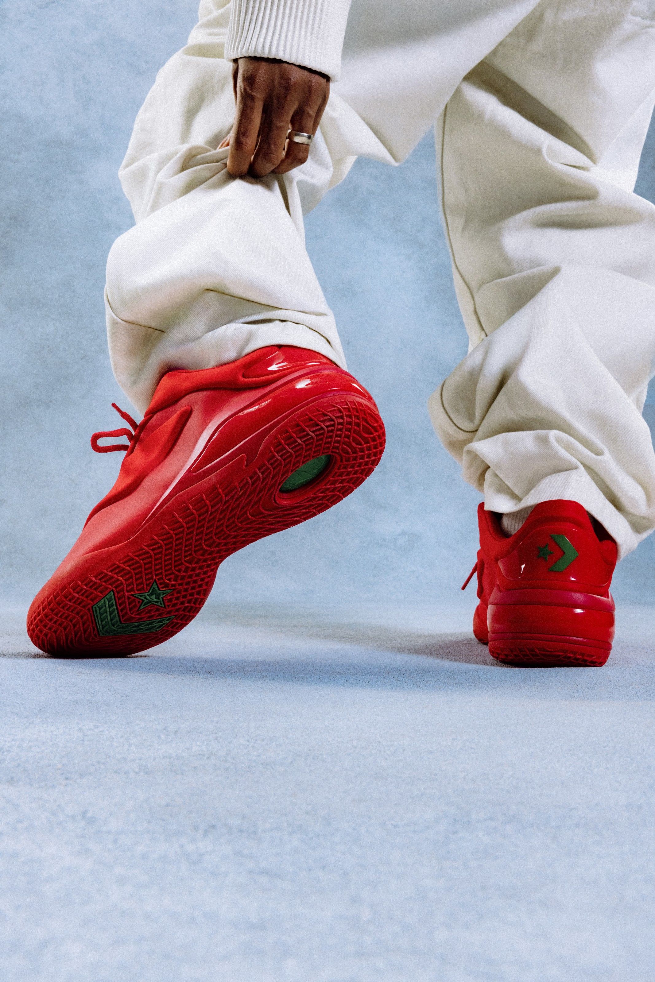 Shai Gilgeous-Alexander Debuts Converse SHAI 001 'Winter Red'