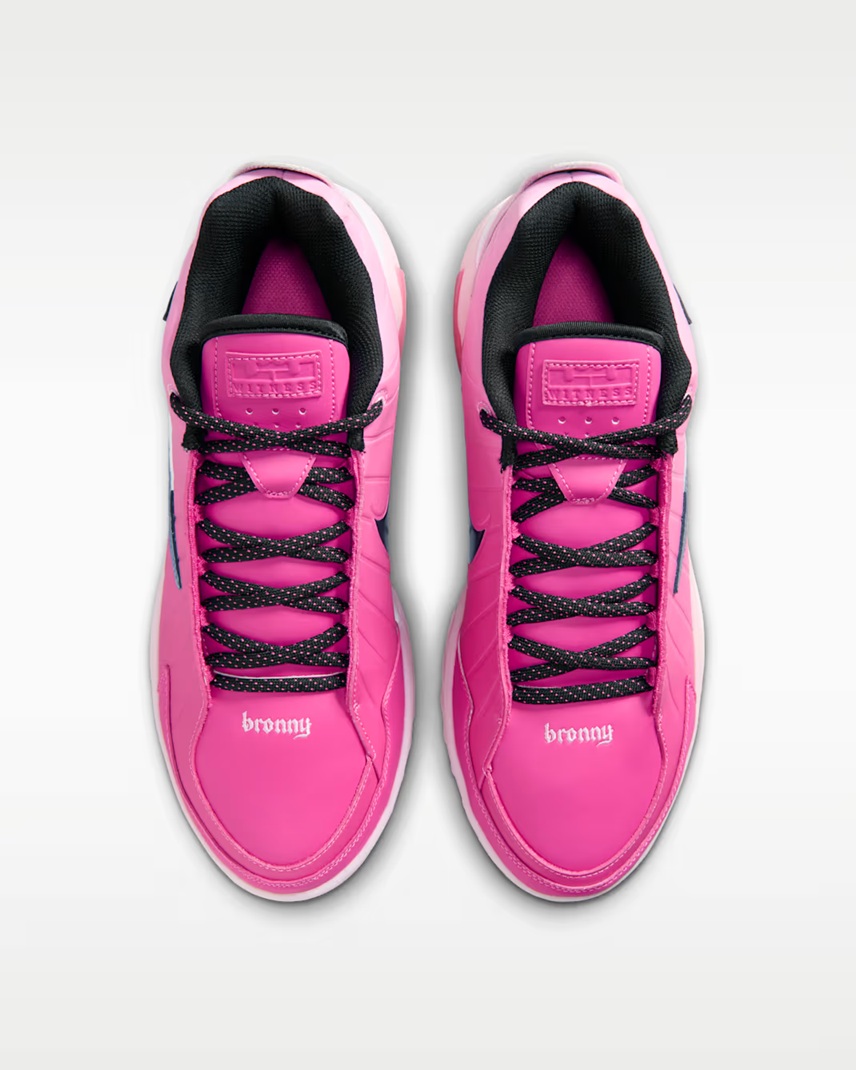 bronny james shoe size